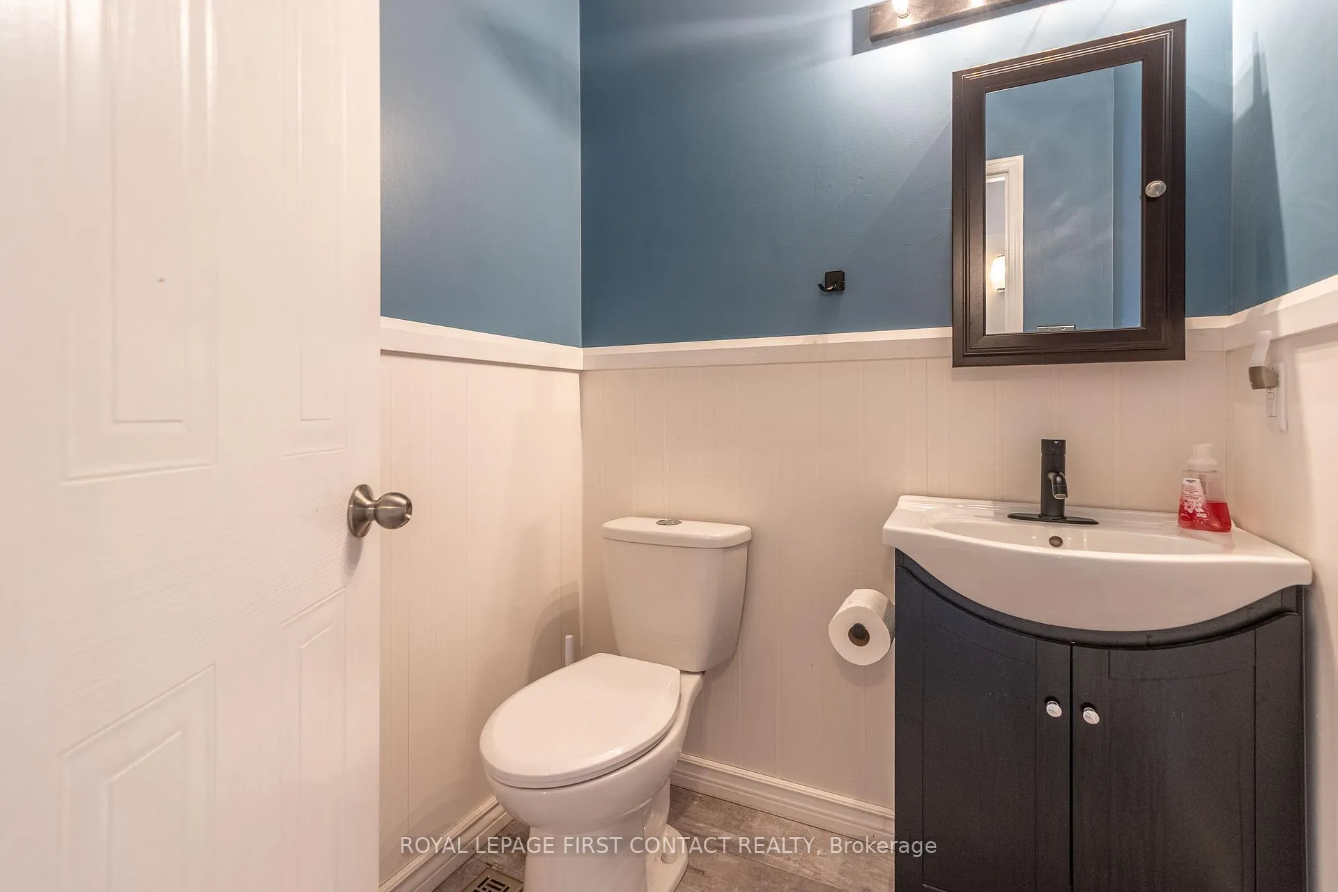 Photo 14 of 55 Chalmers Drive, Barrie, Painswick South — HOMEH