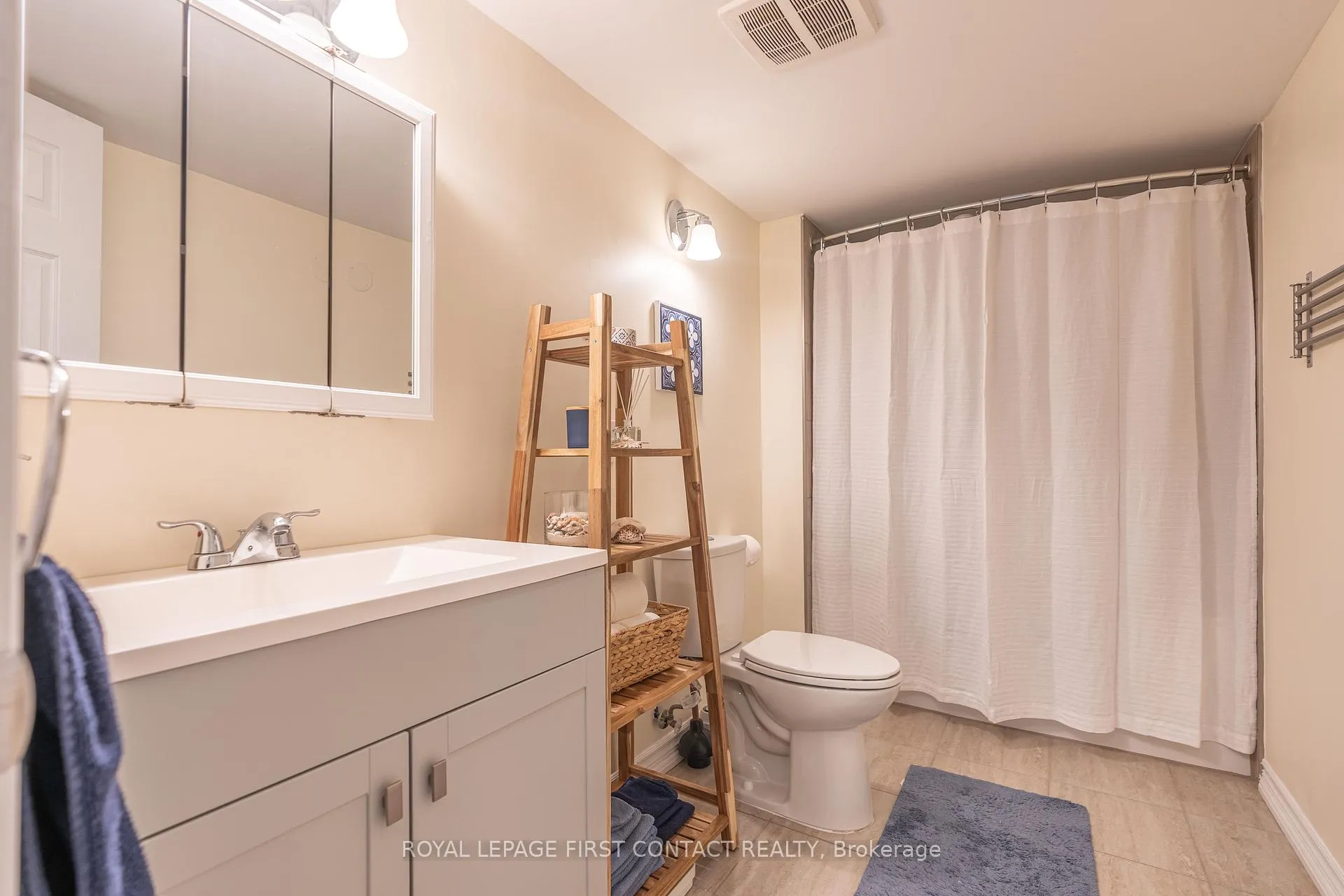 Photo 21 of 55 Chalmers Drive, Barrie, Painswick South — HOMEH