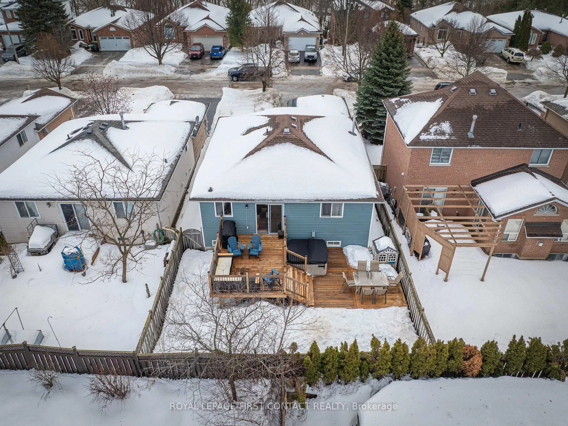 Photo 33 of 55 Chalmers Drive, Barrie, Painswick South — HOMEH