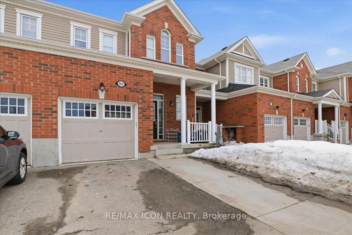 Photo 1 of 162 West Oak Trail, Kitchener — HOMEH