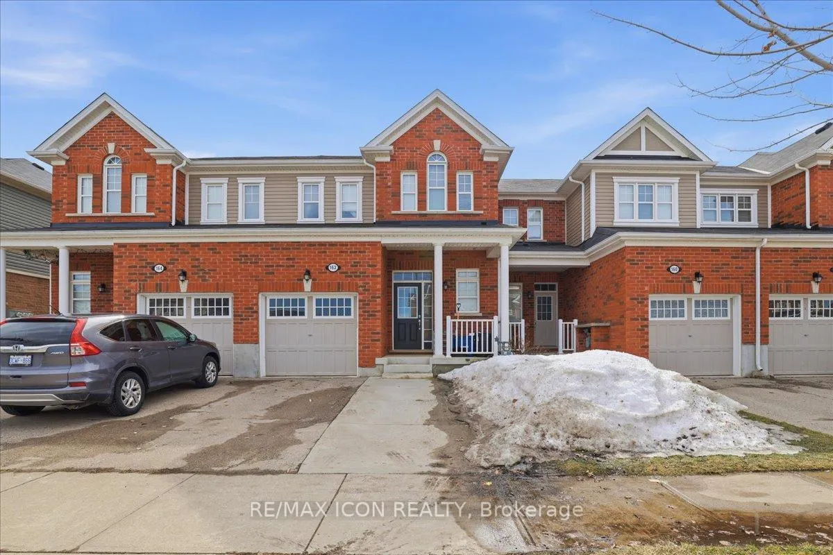 Photo 2 of 162 West Oak Trail, Kitchener — HOMEH