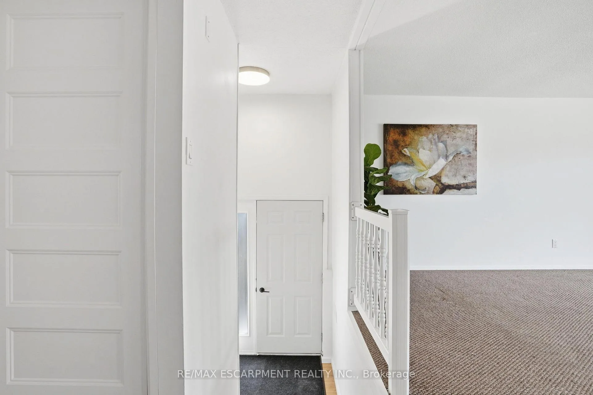 Photo 4 of 7 Calcott Court, Thorold, Confederation Heights — HOMEH