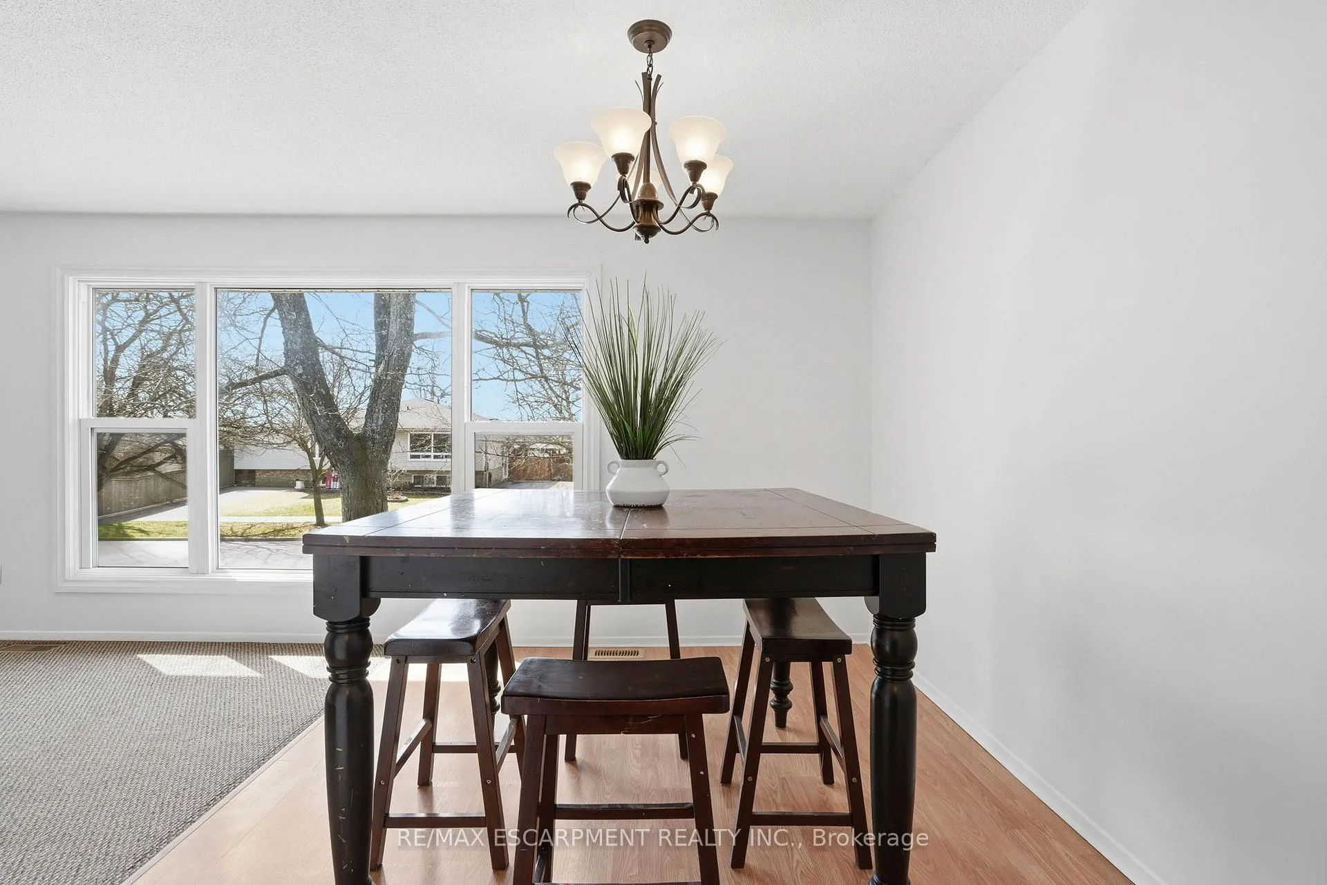 Photo 9 of 7 Calcott Court, Thorold, Confederation Heights — HOMEH