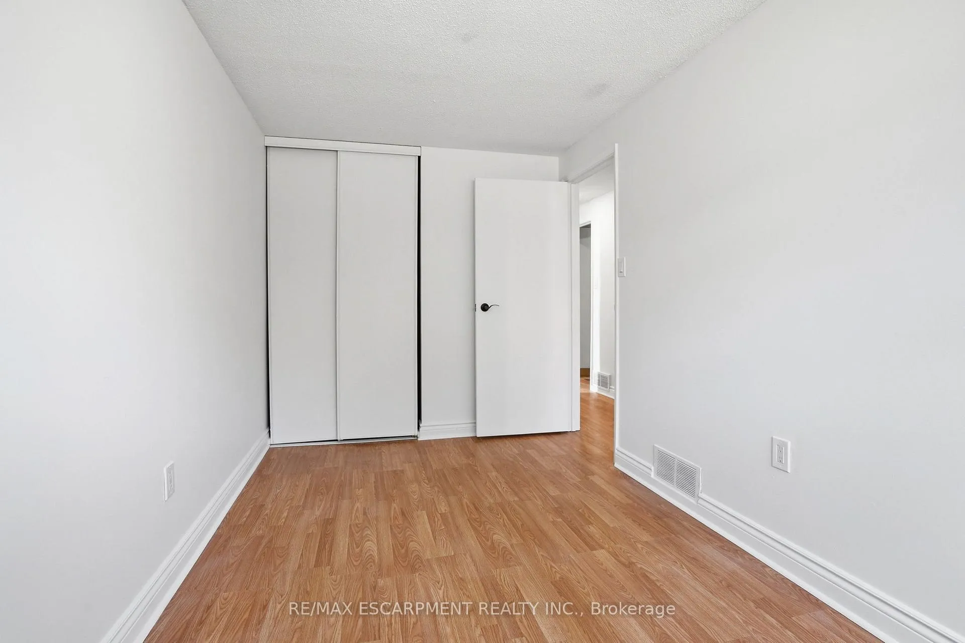 Photo 26 of 7 Calcott Court, Thorold, Confederation Heights — HOMEH