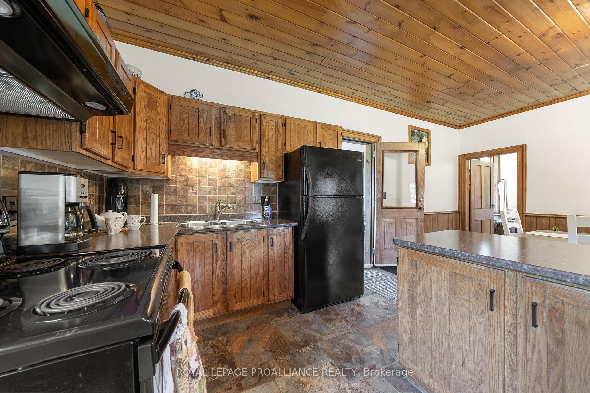 Photo 10 of 506 Barry Road, Madoc — HOMEH