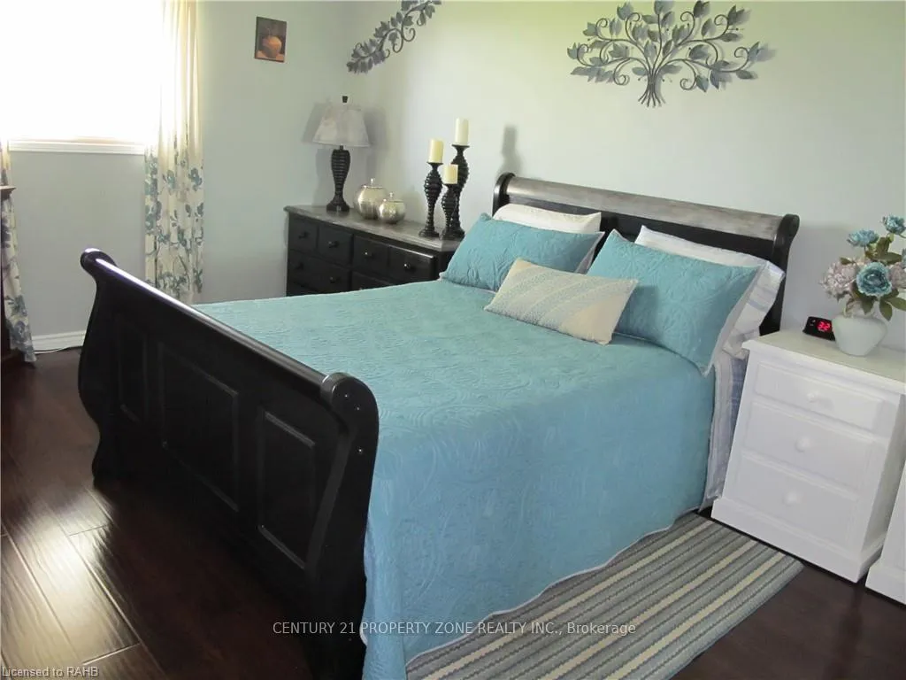 Photo 10 of Unit 59, 800 Paramount Drive, Hamilton, Stoney Creek Mountain — HOMEH