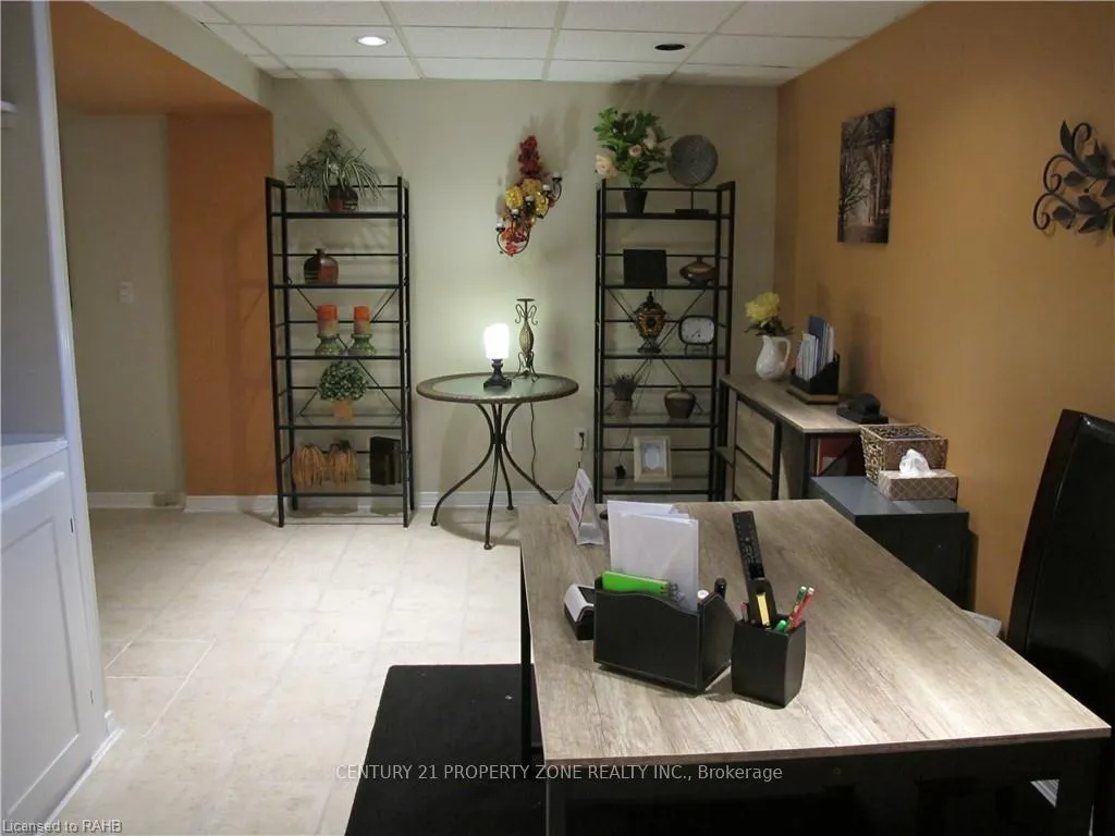 Photo 16 of Unit 59, 800 Paramount Drive, Hamilton, Stoney Creek Mountain — HOMEH