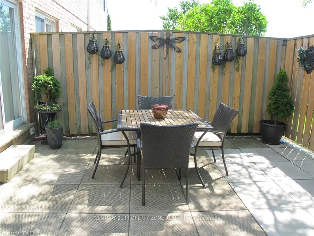 Photo 21 of Unit 59, 800 Paramount Drive, Hamilton, Stoney Creek Mountain — HOMEH