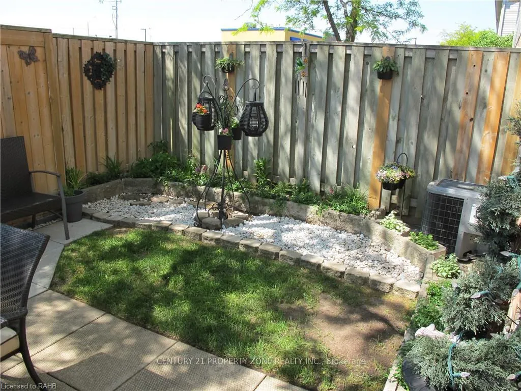 Photo 22 of Unit 59, 800 Paramount Drive, Hamilton, Stoney Creek Mountain — HOMEH