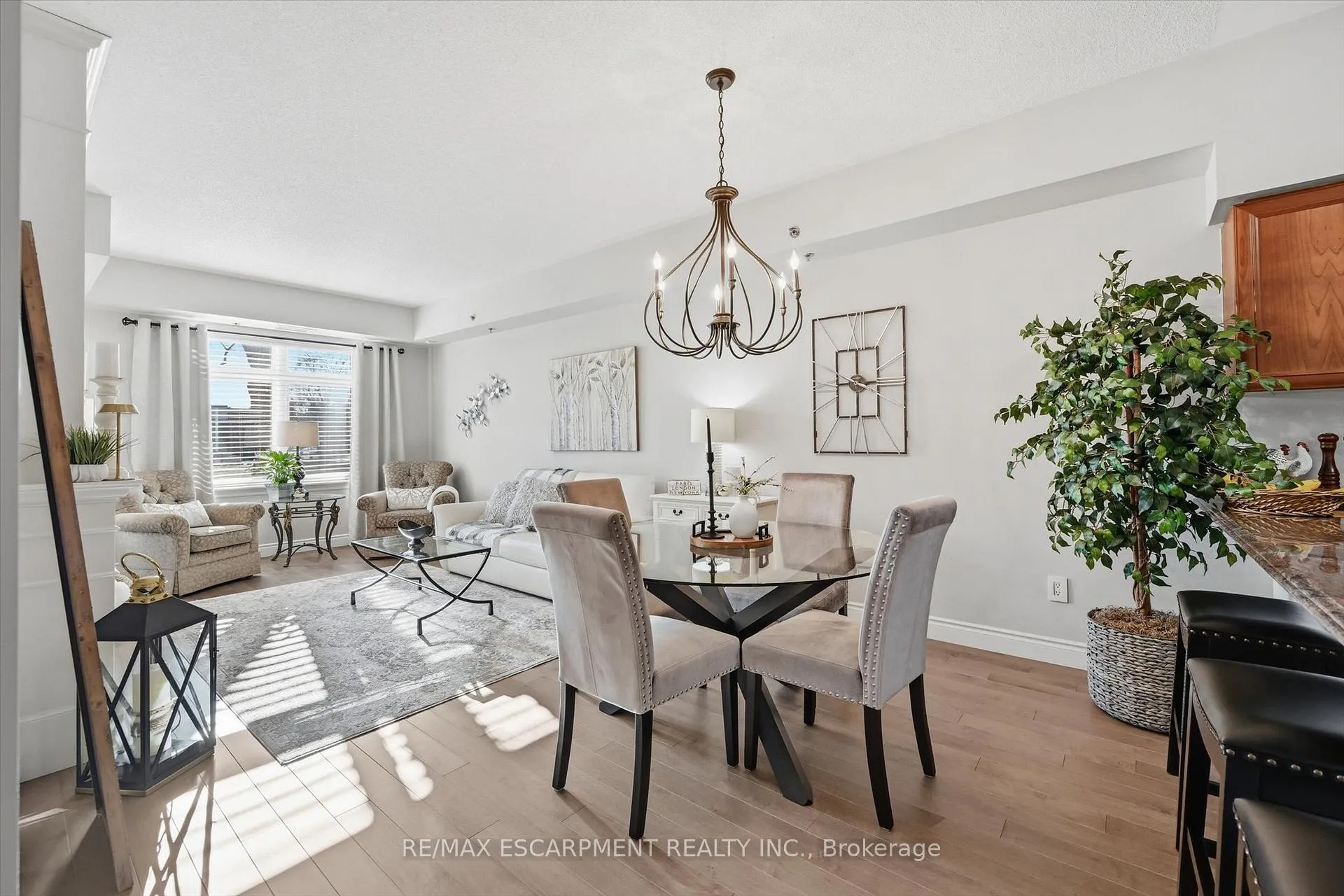 Photo 13 of Unit 106, 391 Plains Road E, Burlington, LaSalle — HOMEH