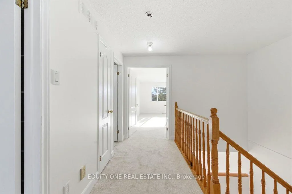 Photo 16 of 35 Willwood Crescent, Ottawa, Barrhaven - Cedargrove/Fraserdale — HOMEH