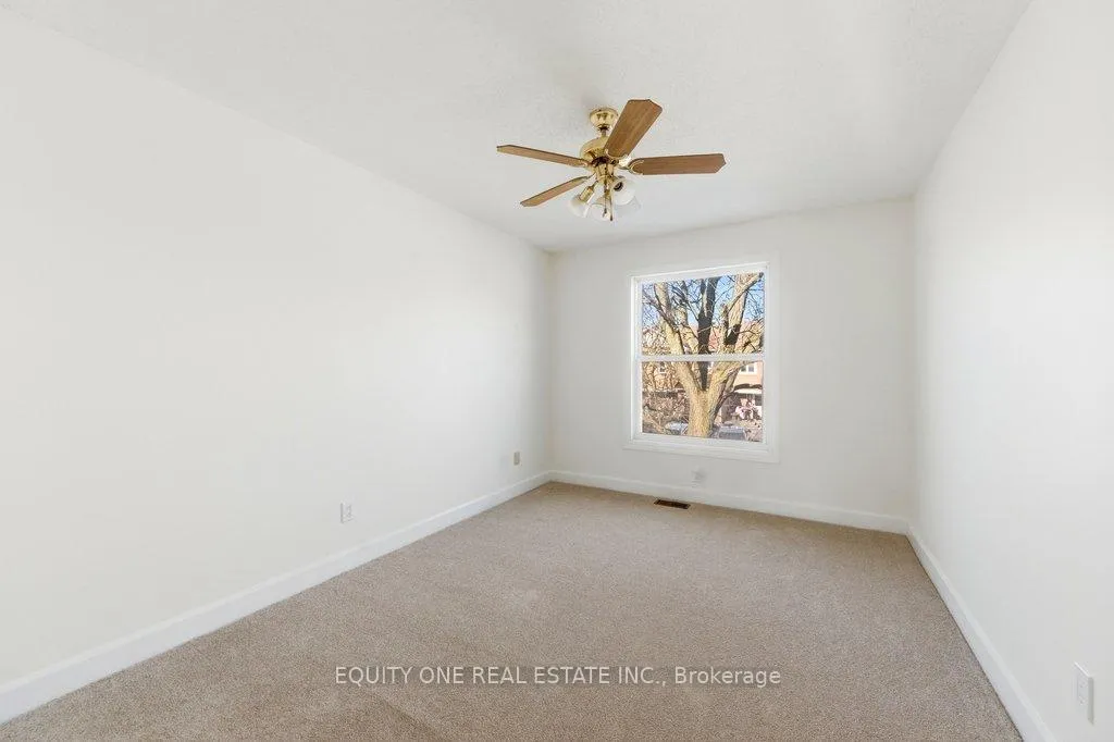 Photo 17 of 35 Willwood Crescent, Ottawa, Barrhaven - Cedargrove/Fraserdale — HOMEH