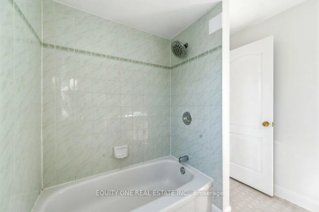 Photo 30 of 35 Willwood Crescent, Ottawa, Barrhaven - Cedargrove/Fraserdale — HOMEH