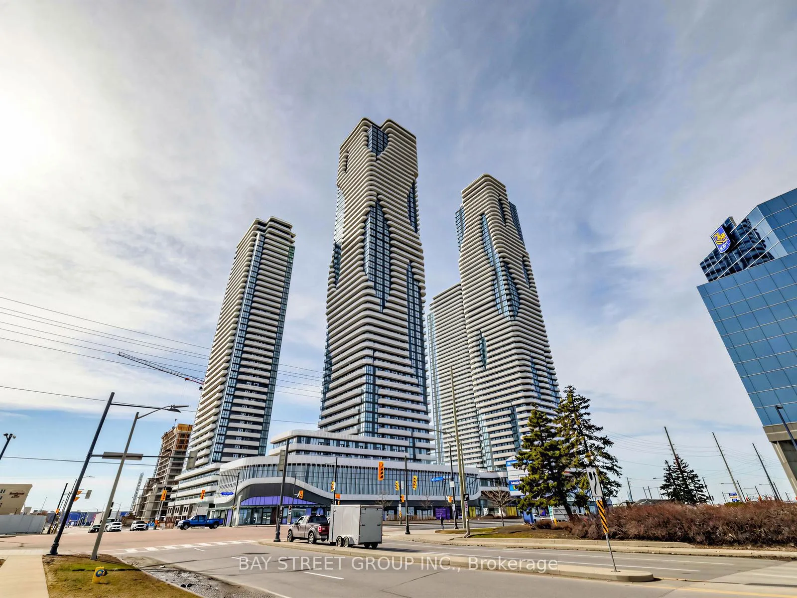 Photo 15 of Unit 5511, 8 Interchange Way, Vaughan, Vaughan Corporate Centre — HOMEH