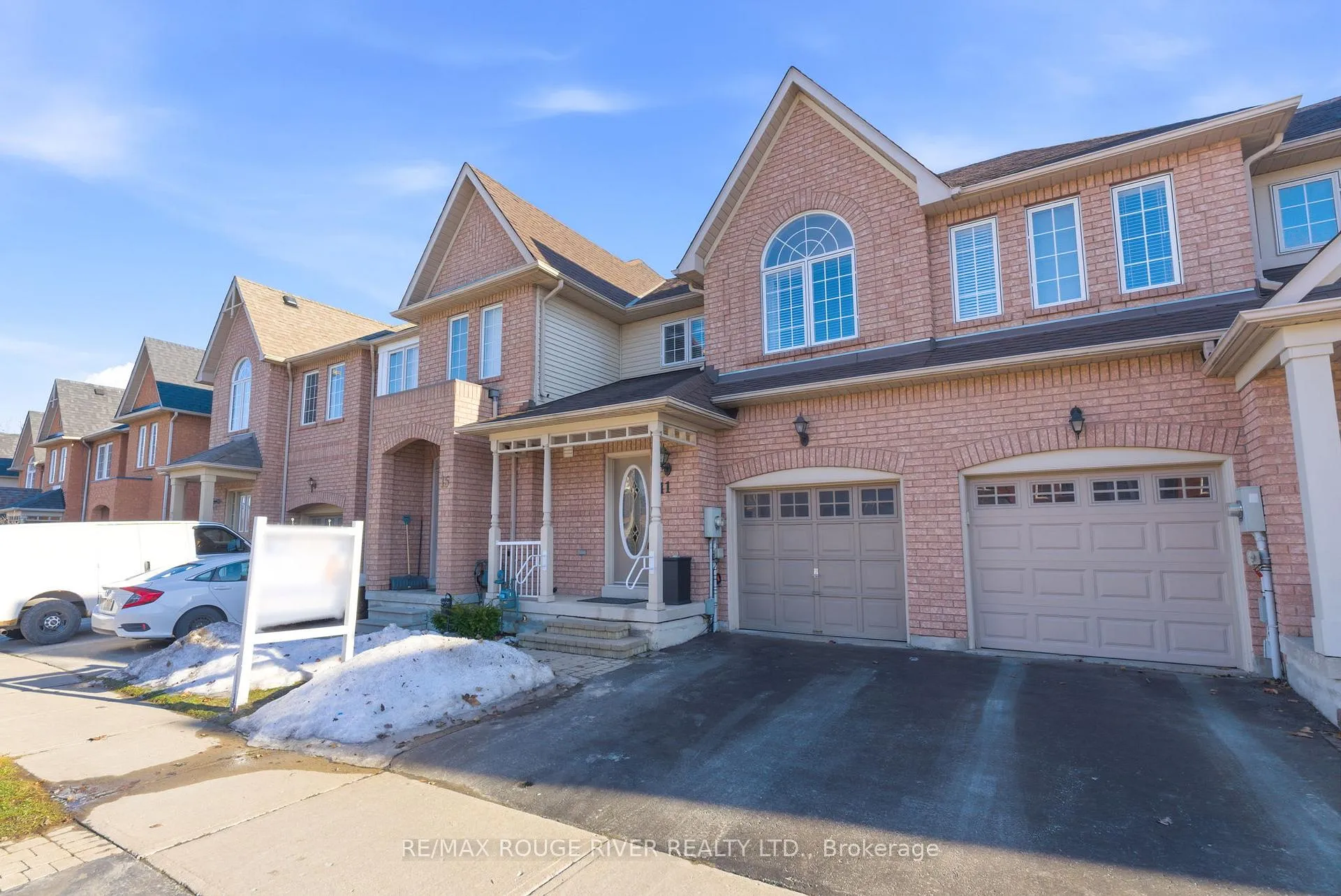 Photo 1 of 11 Stokely Crescent, Whitby, Downtown Whitby — HOMEH