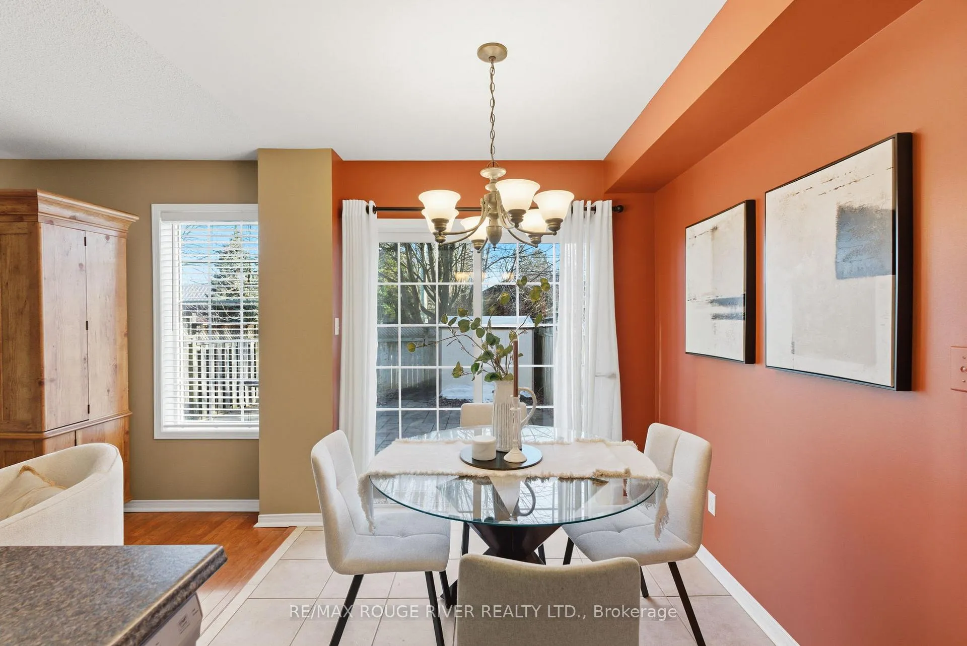Photo 13 of 11 Stokely Crescent, Whitby, Downtown Whitby — HOMEH
