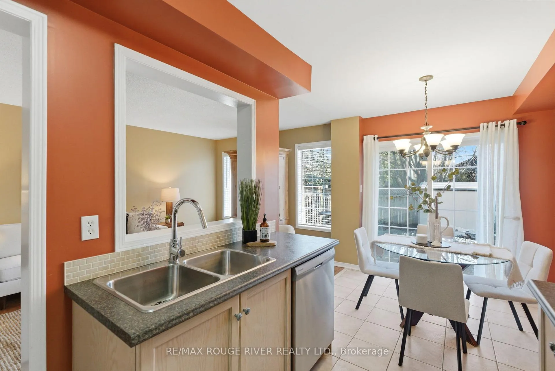 Photo 16 of 11 Stokely Crescent, Whitby, Downtown Whitby — HOMEH
