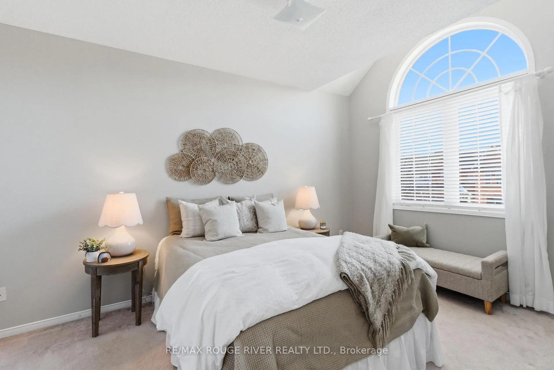 Photo 20 of 11 Stokely Crescent, Whitby, Downtown Whitby — HOMEH