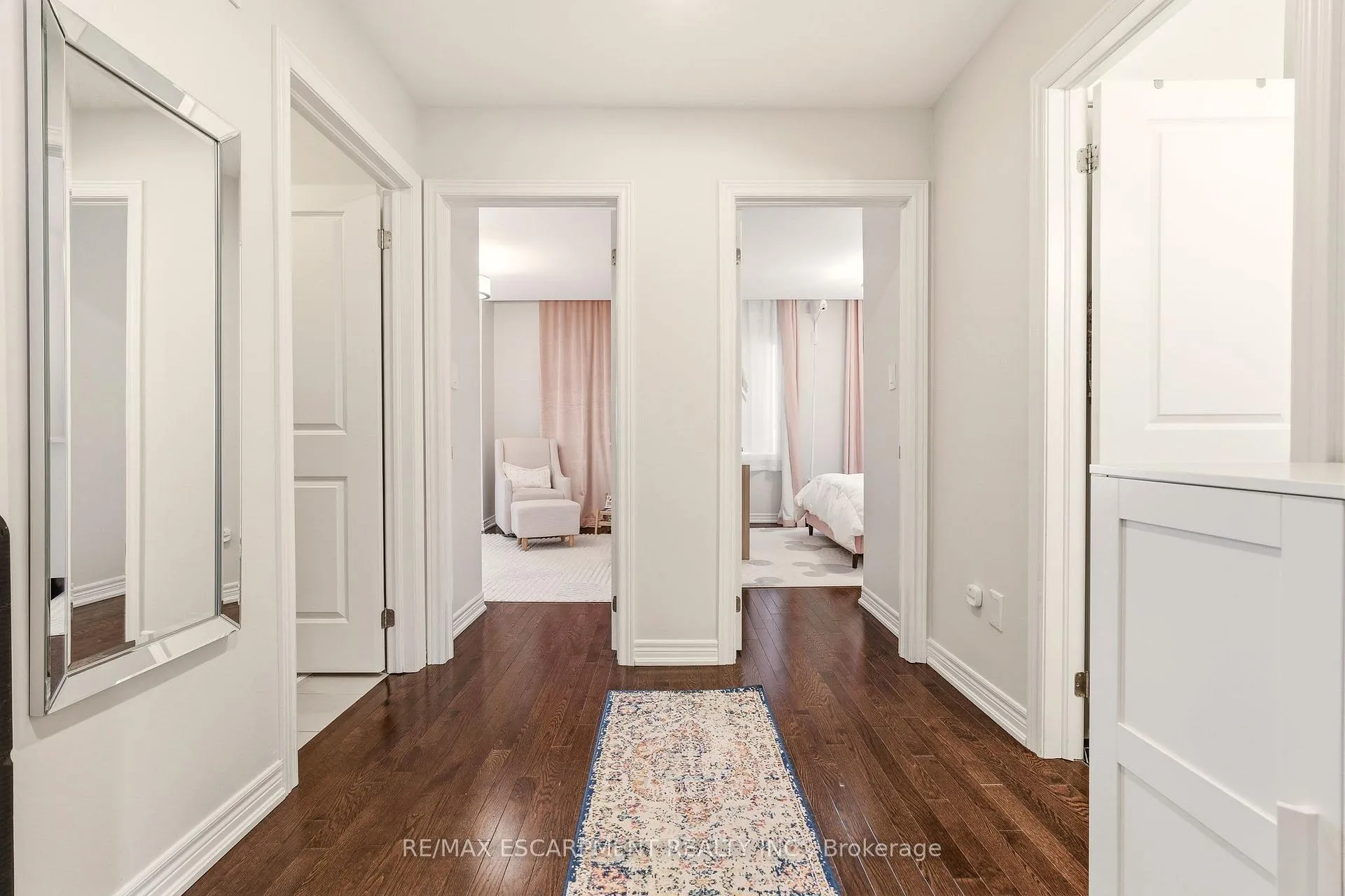 Photo 13 of 2249 Khalsa Gate, Oakville, Westmount — HOMEH