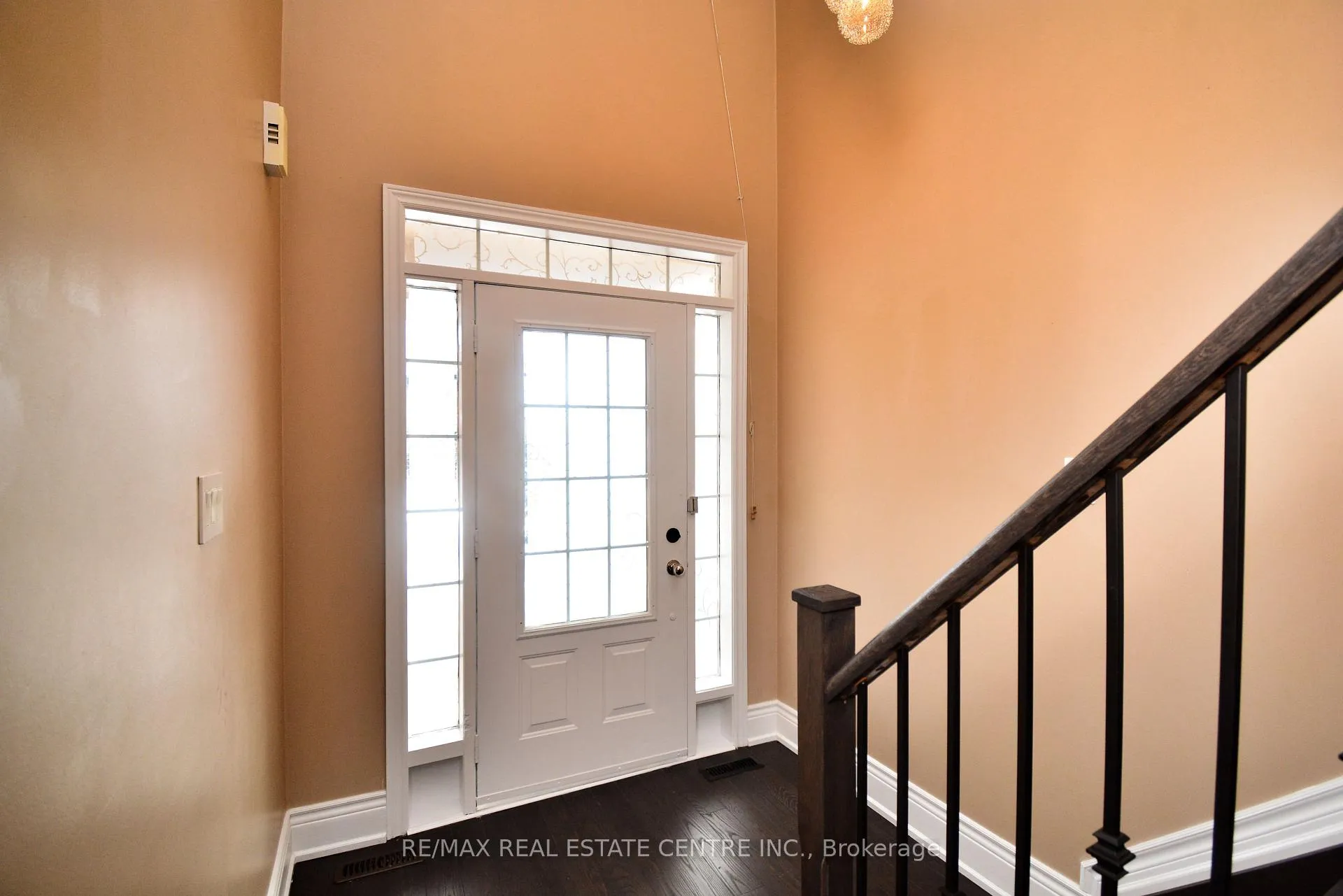 Photo 2 of 94 Seahorse Avenue, Brampton, Madoc — HOMEH