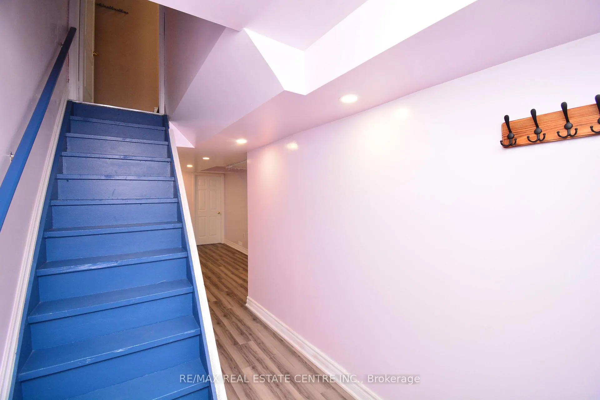 Photo 32 of 94 Seahorse Avenue, Brampton, Madoc — HOMEH