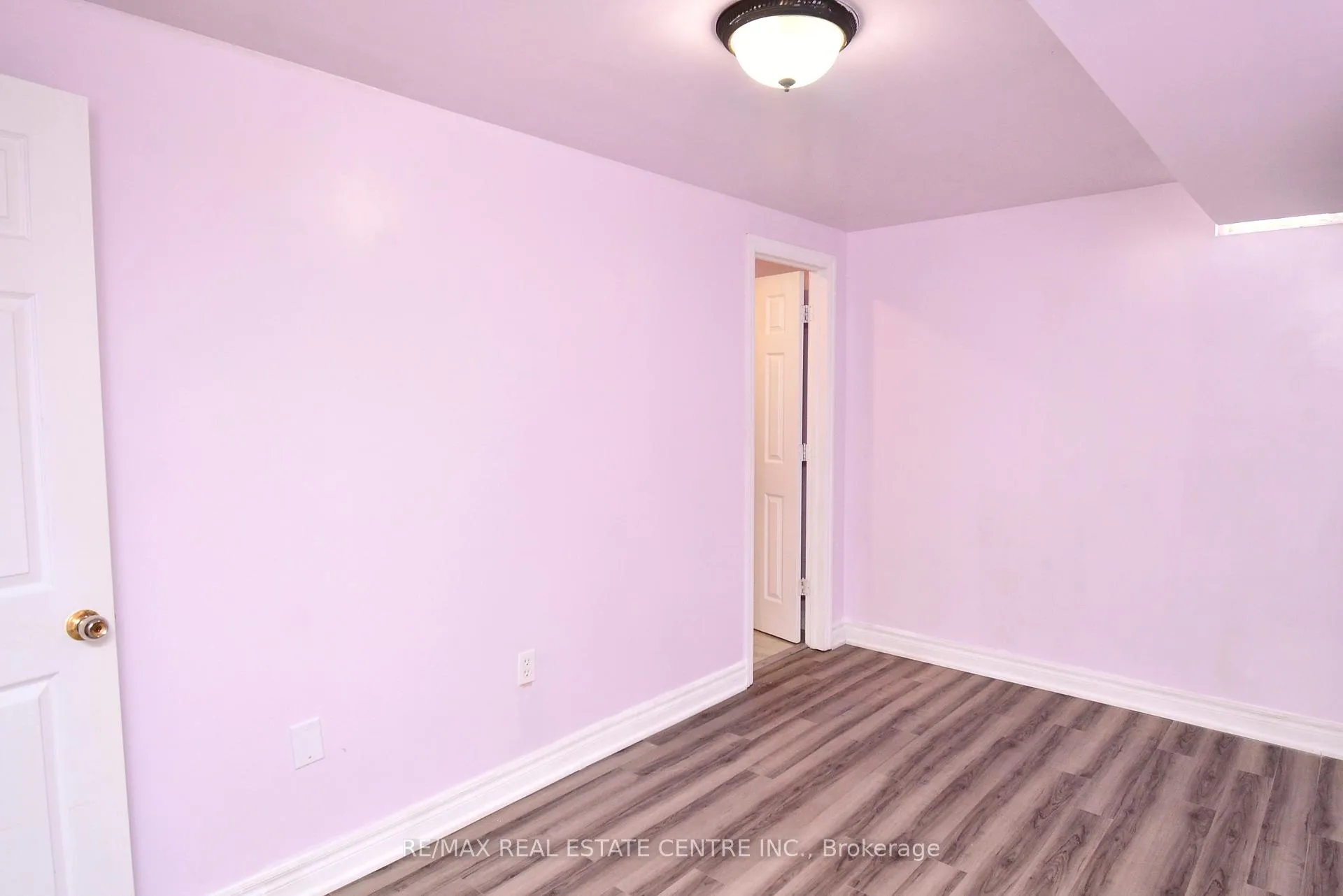 Photo 37 of 94 Seahorse Avenue, Brampton, Madoc — HOMEH