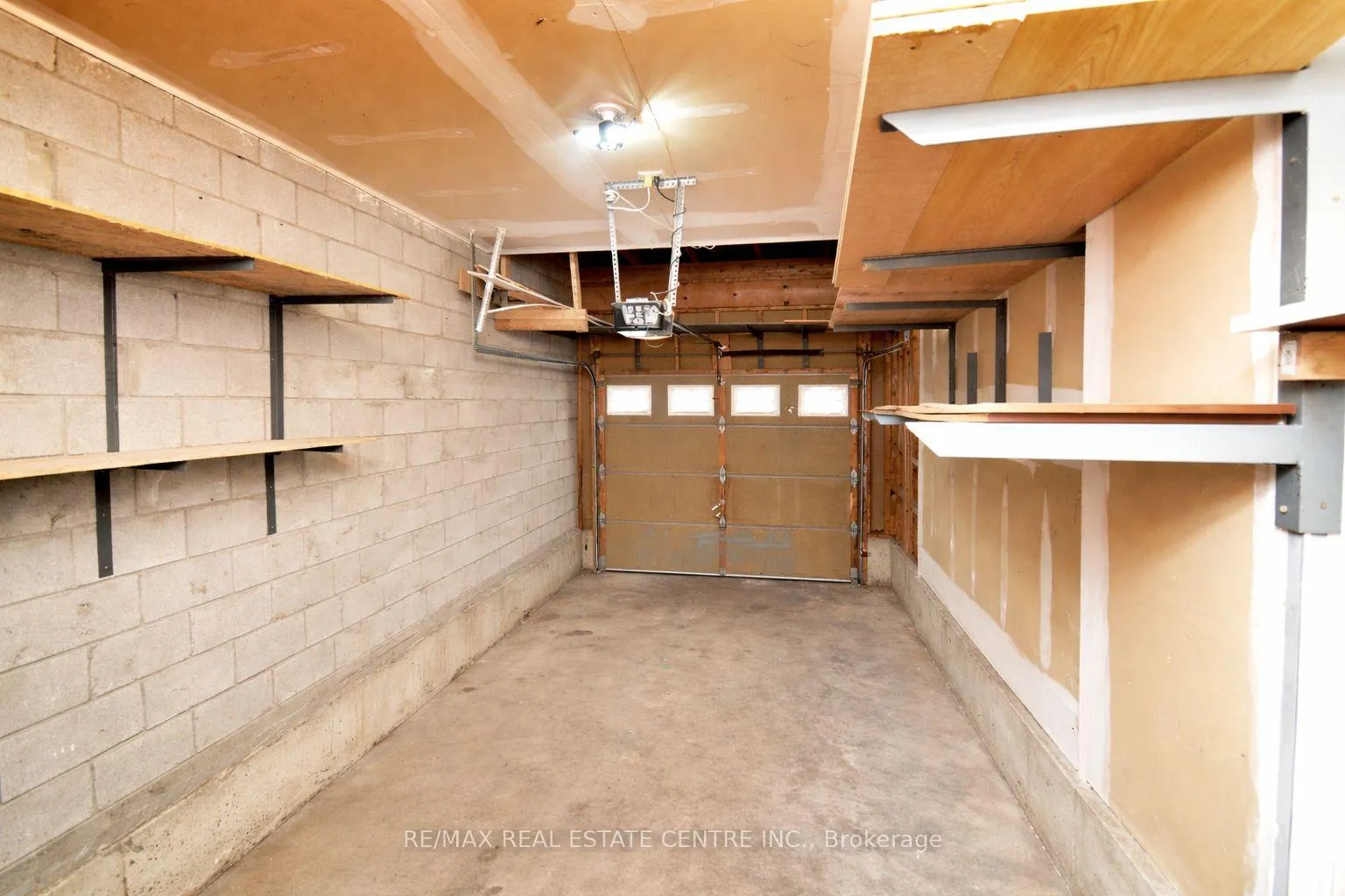 Photo 42 of 94 Seahorse Avenue, Brampton, Madoc — HOMEH