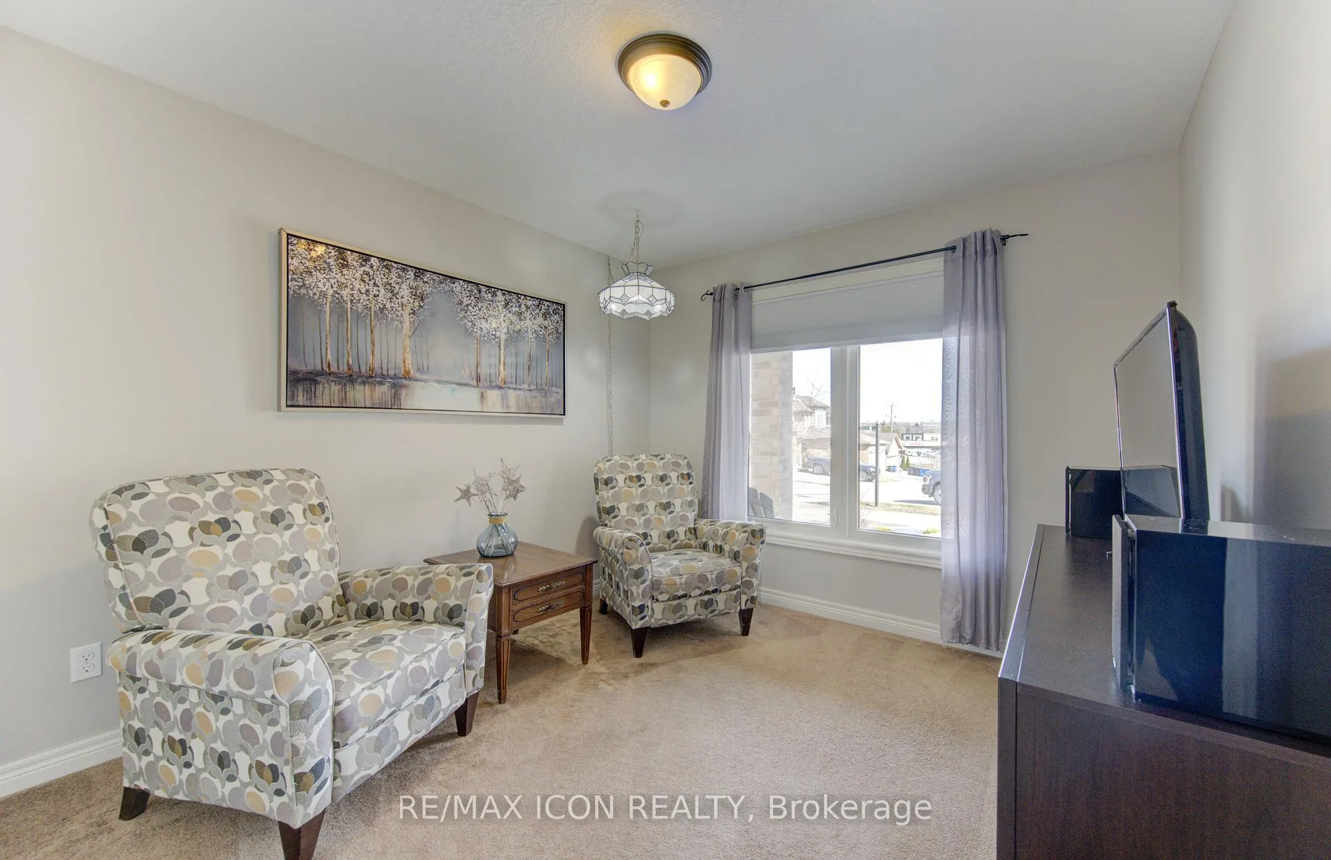 Photo 6 of 33 Joseph Street, Guelph, St. George's — HOMEH