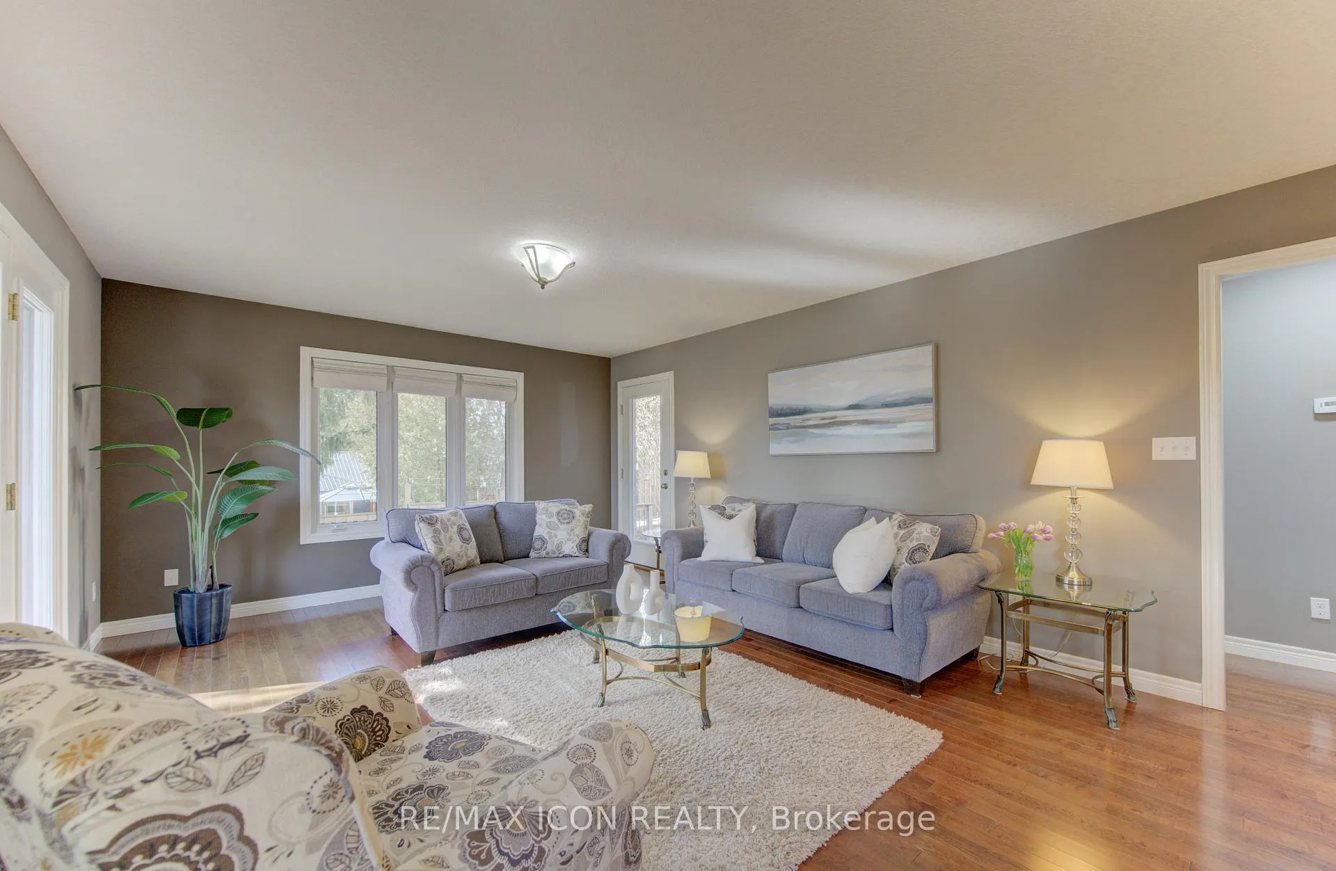 Photo 15 of 33 Joseph Street, Guelph, St. George's — HOMEH