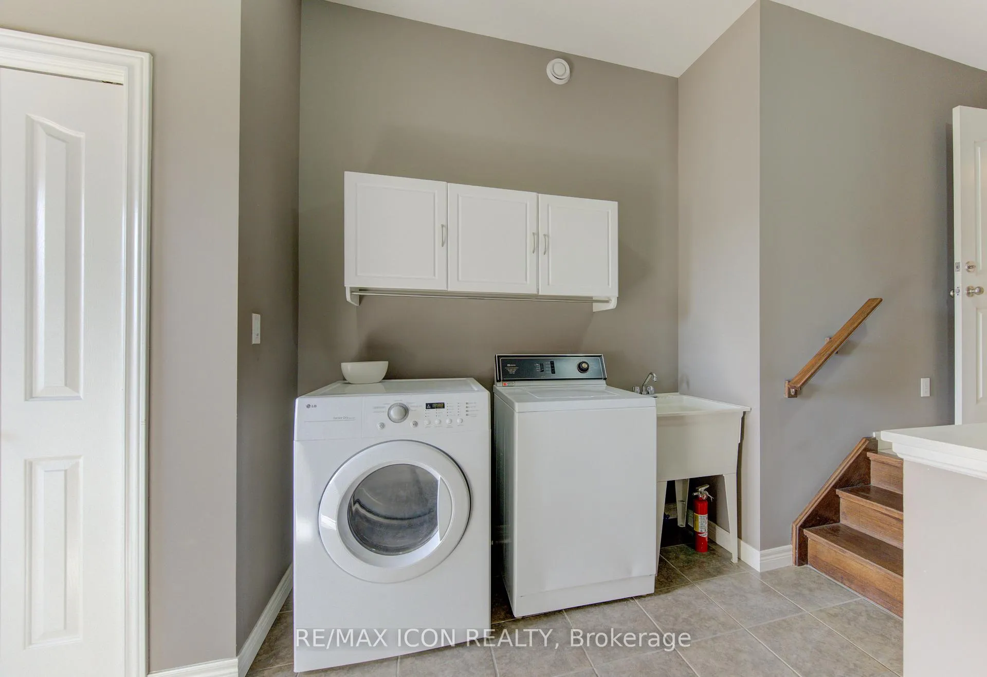 Photo 28 of 33 Joseph Street, Guelph, St. George's — HOMEH
