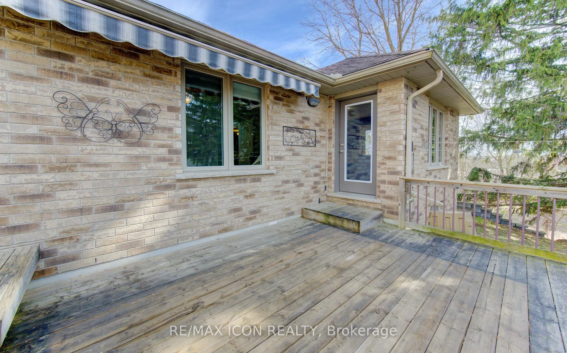 Photo 36 of 33 Joseph Street, Guelph, St. George's — HOMEH