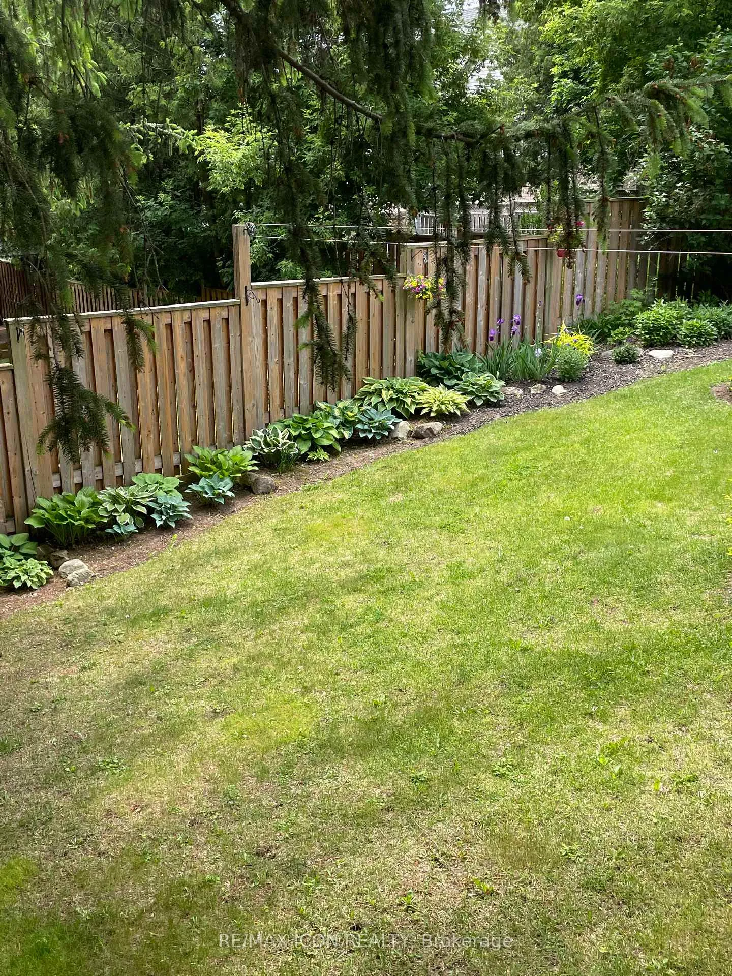 Photo 41 of 33 Joseph Street, Guelph, St. George's — HOMEH