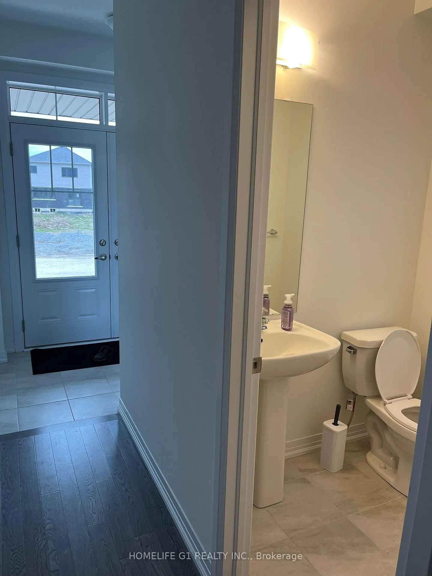 Photo 2 of 12 Brighton Lane, Thorold, Rolling Meadows — HOMEH