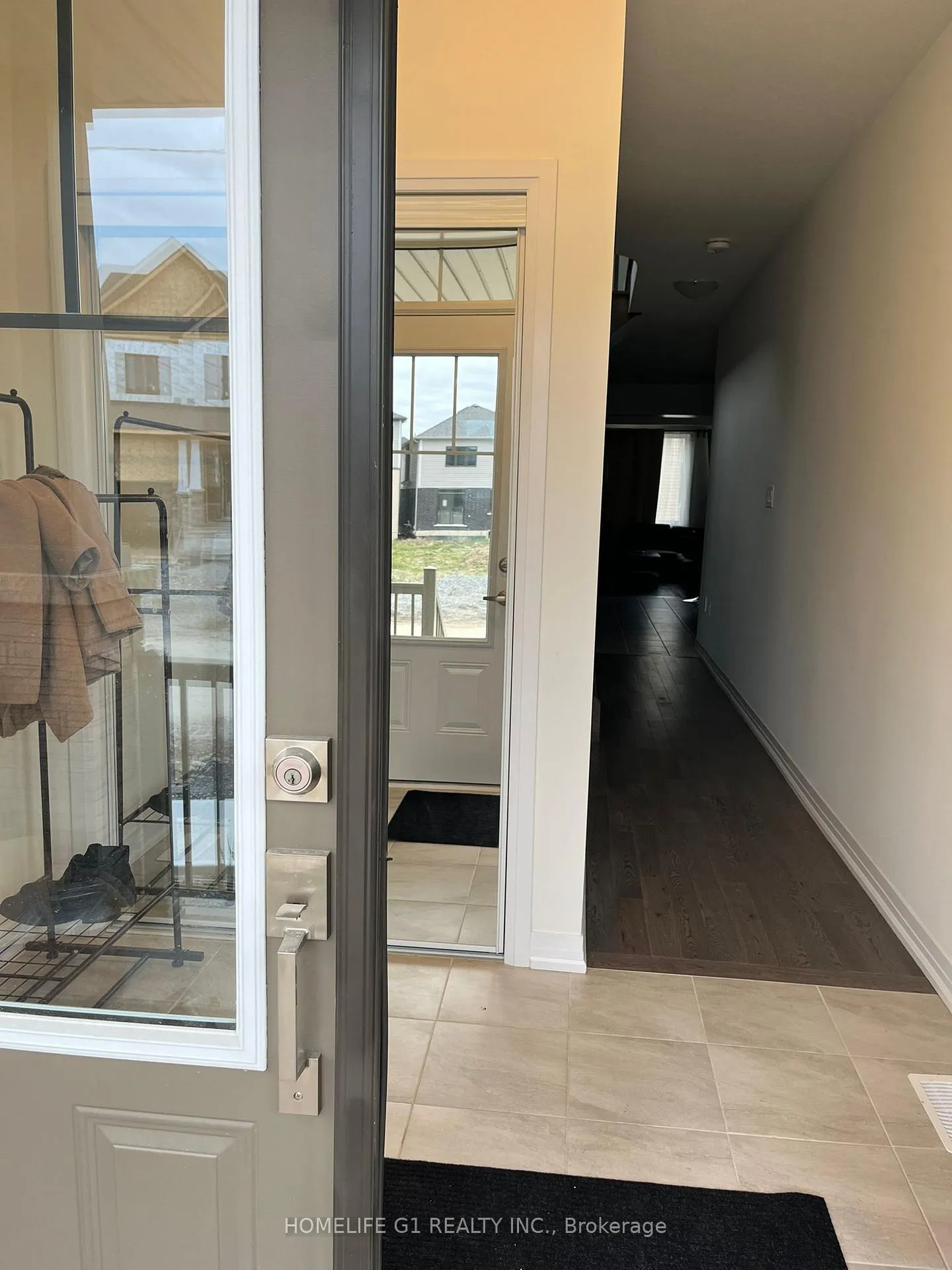 Photo 3 of 12 Brighton Lane, Thorold, Rolling Meadows — HOMEH