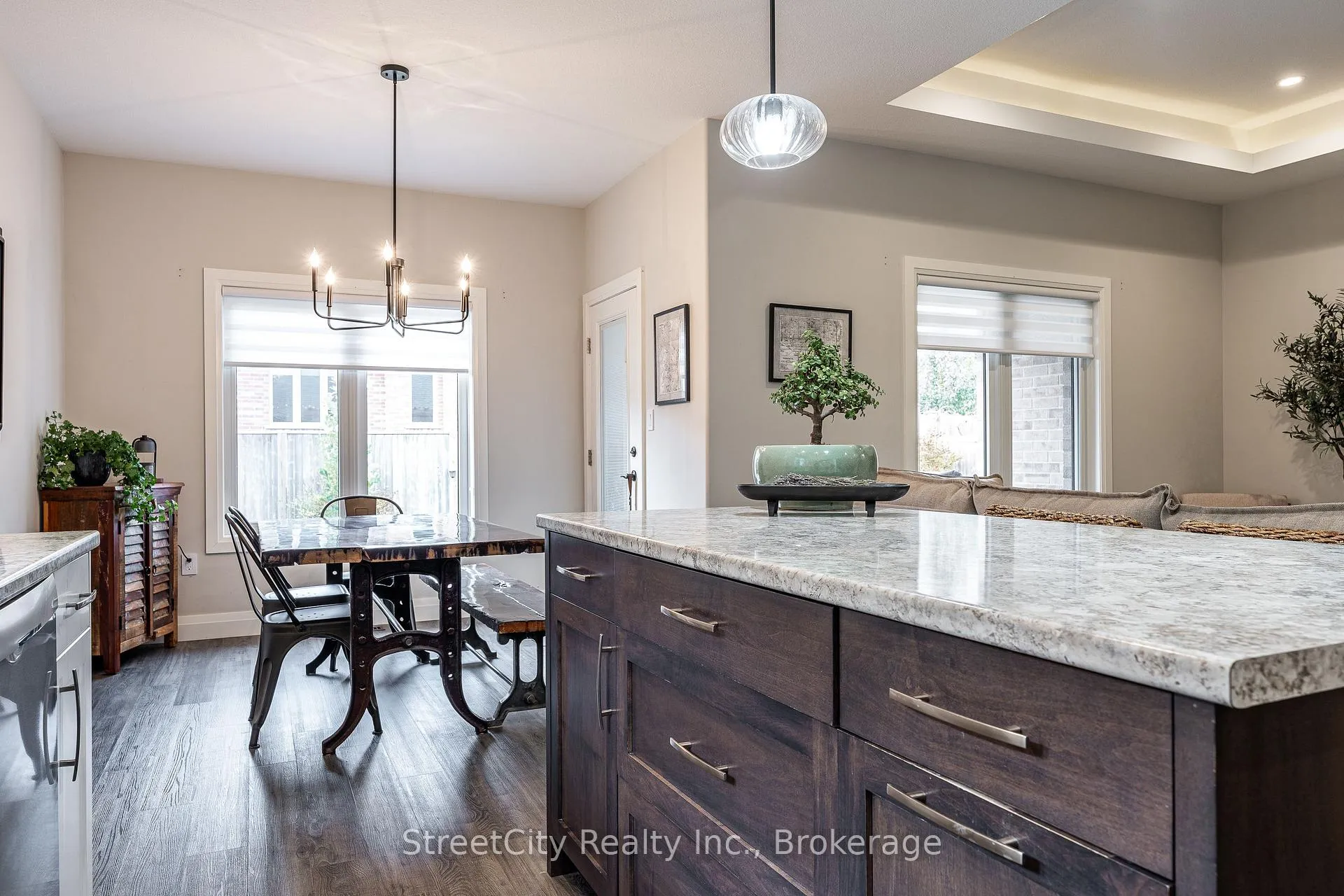 Photo 11 of 32 Culliton Street, Stratford — HOMEH