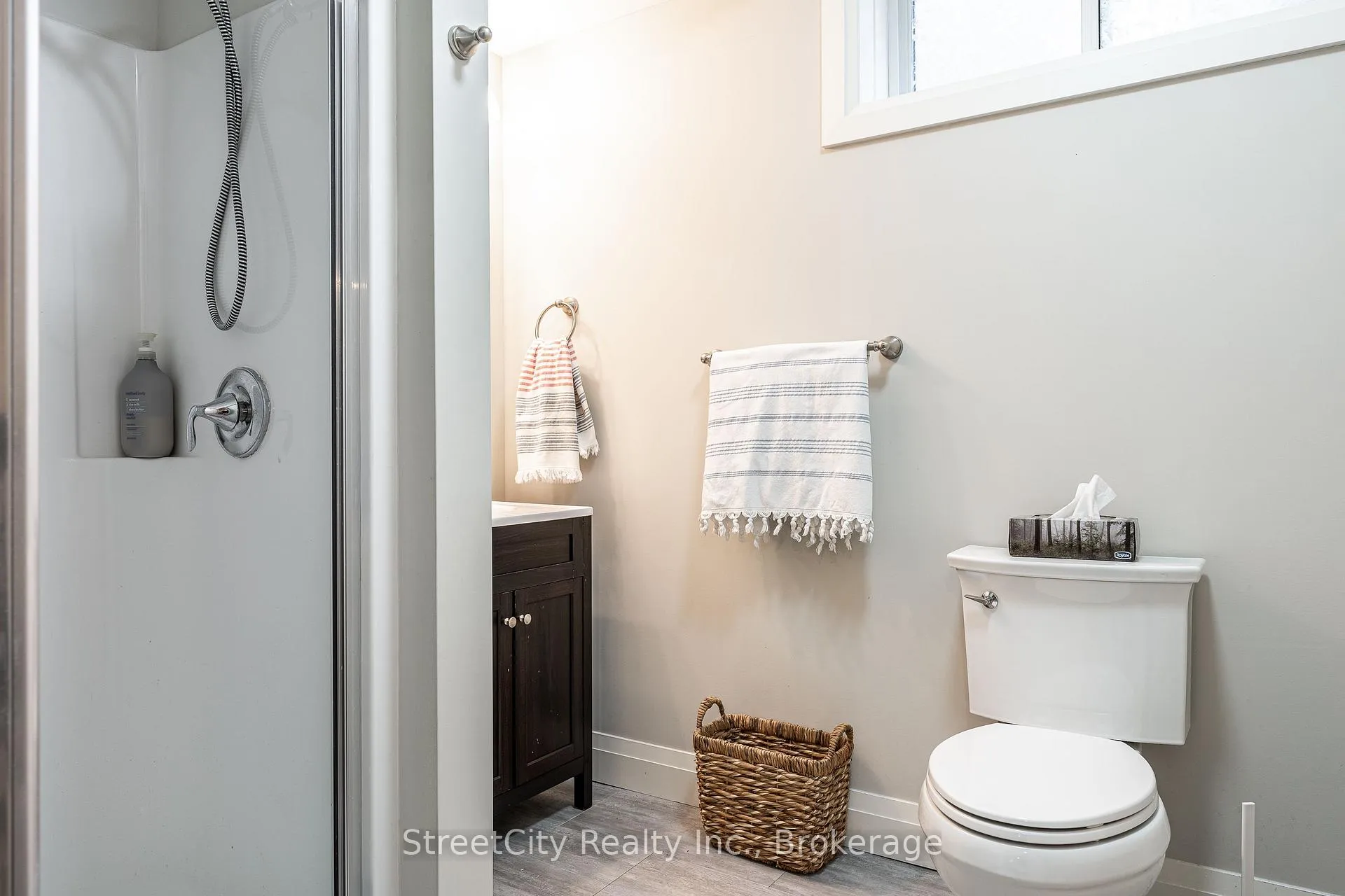 Photo 36 of 32 Culliton Street, Stratford — HOMEH