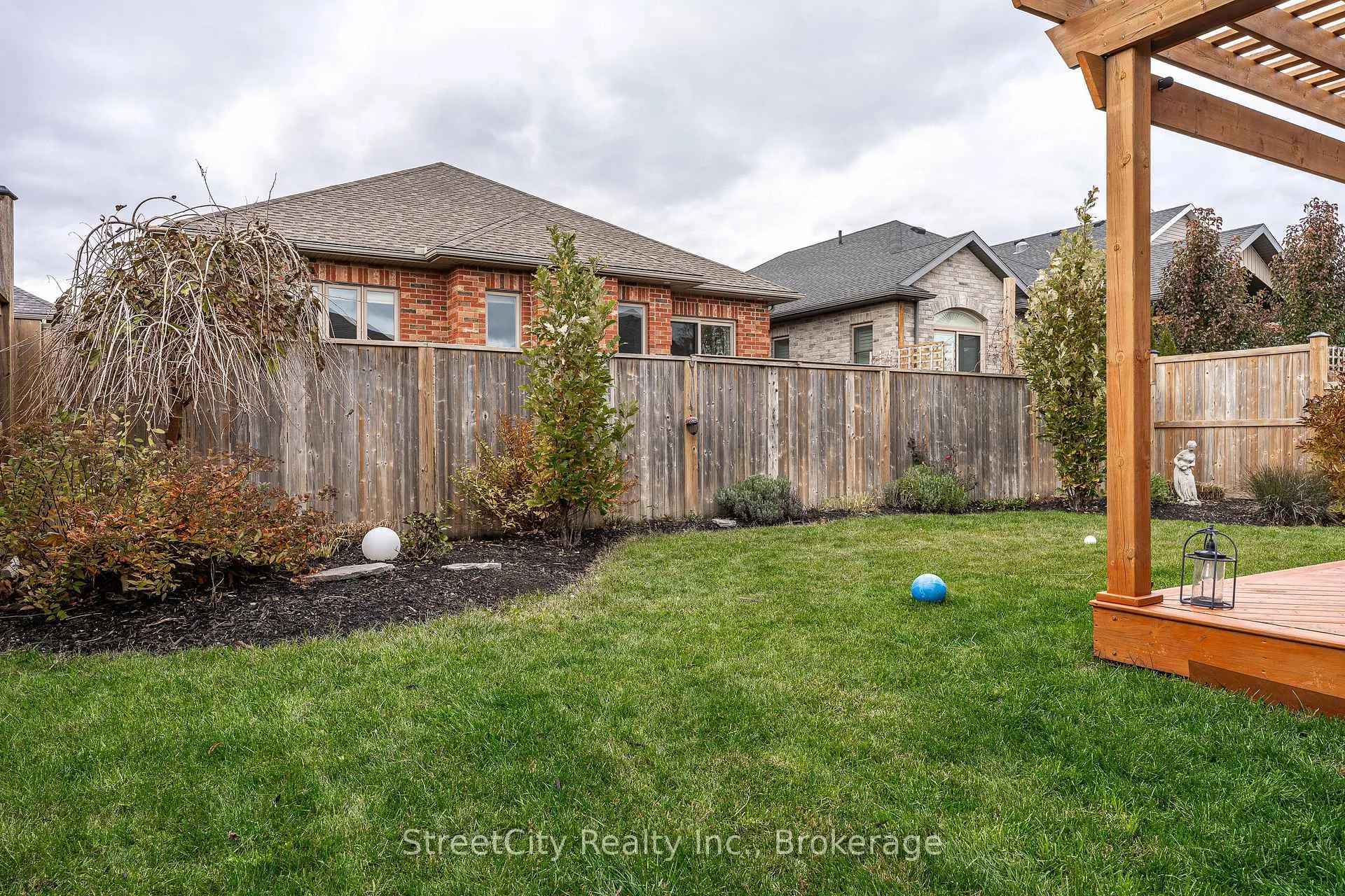 Photo 39 of 32 Culliton Street, Stratford — HOMEH