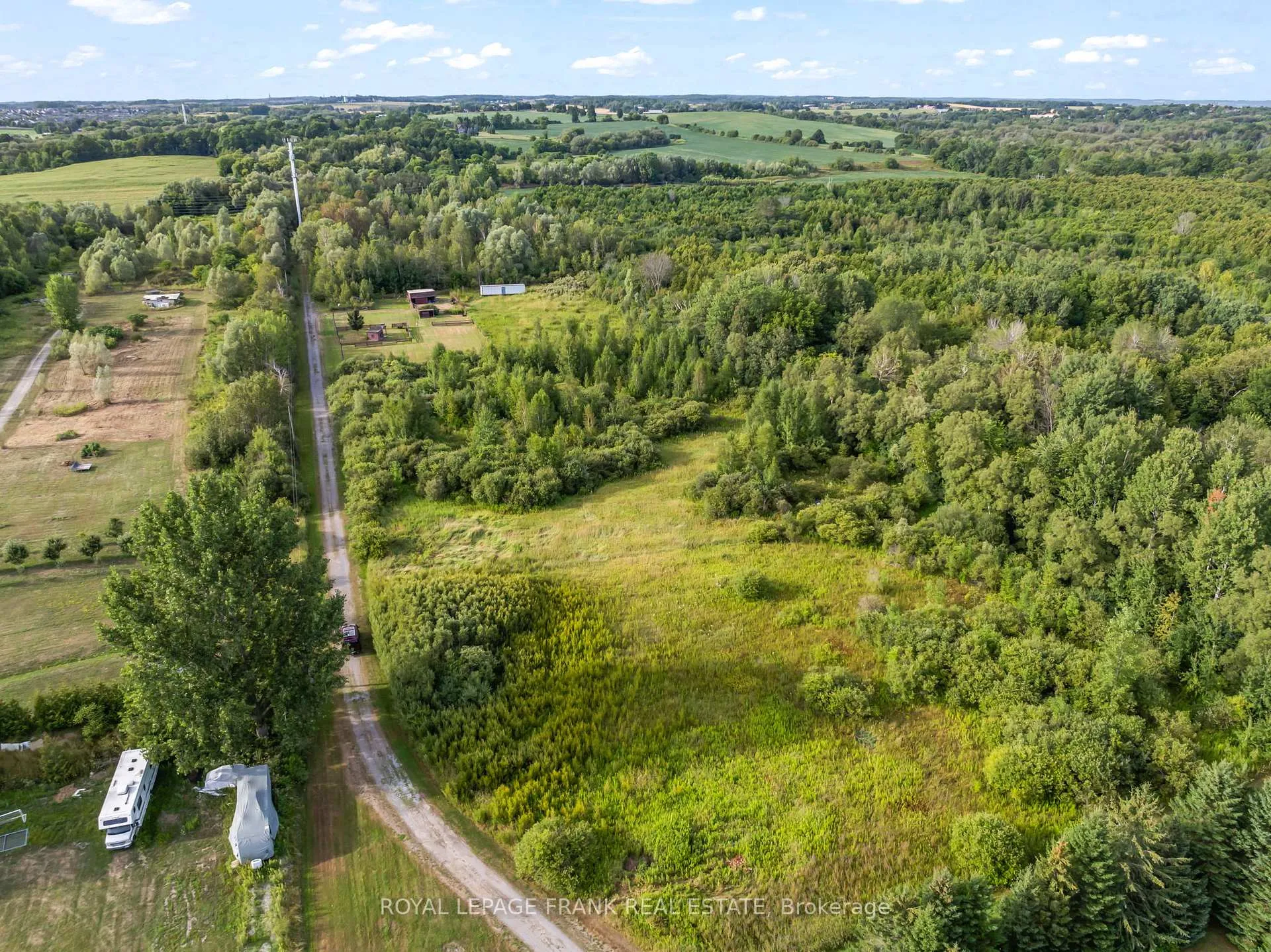 Photo 6 of 1440 Pebblestone Road, Clarington, Courtice — HOMEH
