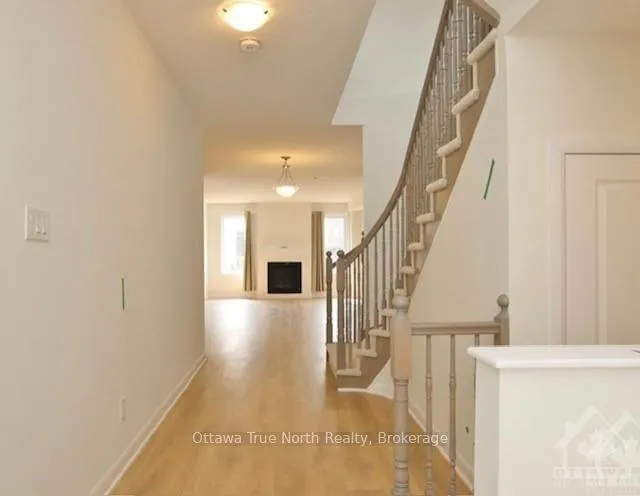 Photo 5 of 13 Sweet Pea Way, Ottawa, Kanata - Kanata Lakes/Heritage Hills — HOMEH