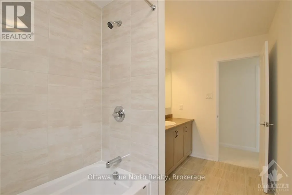 Photo 18 of 13 Sweet Pea Way, Ottawa, Kanata - Kanata Lakes/Heritage Hills — HOMEH