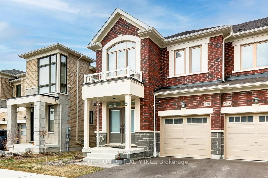 Photo 2 of 978 Crowsnest Hollow, Pickering, Rural Pickering — HOMEH