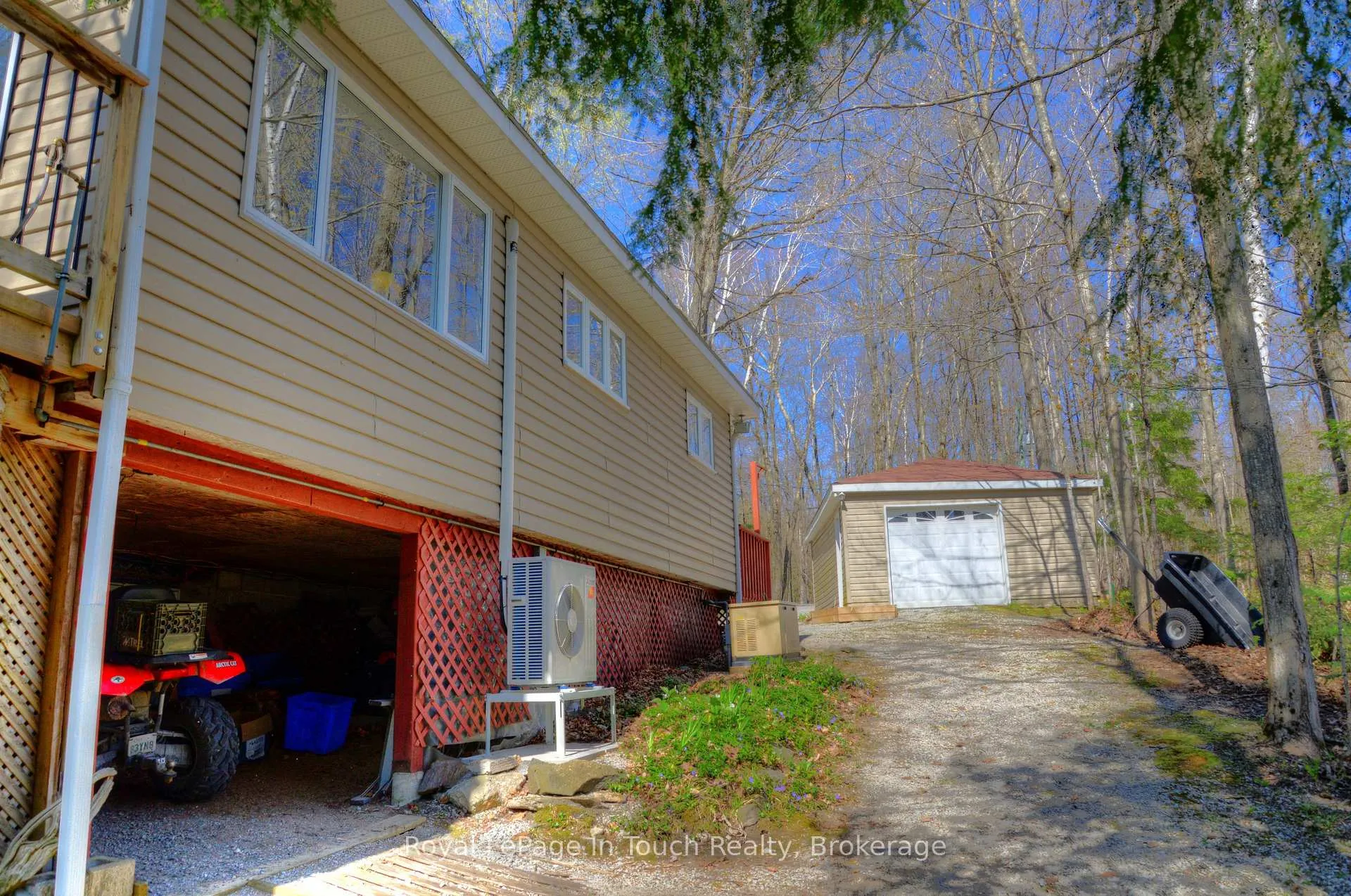 Photo 16 of 476 Hungry Bay Road E, Georgian Bay, Baxter — HOMEH