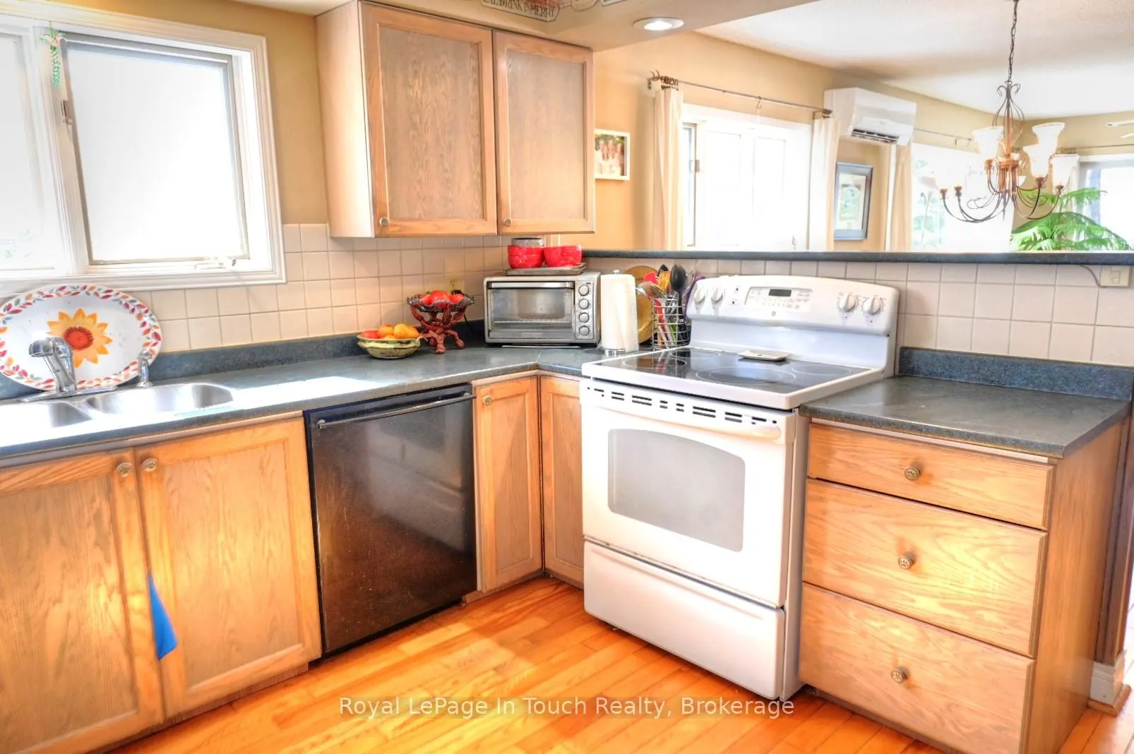 Photo 26 of 476 Hungry Bay Road E, Georgian Bay, Baxter — HOMEH