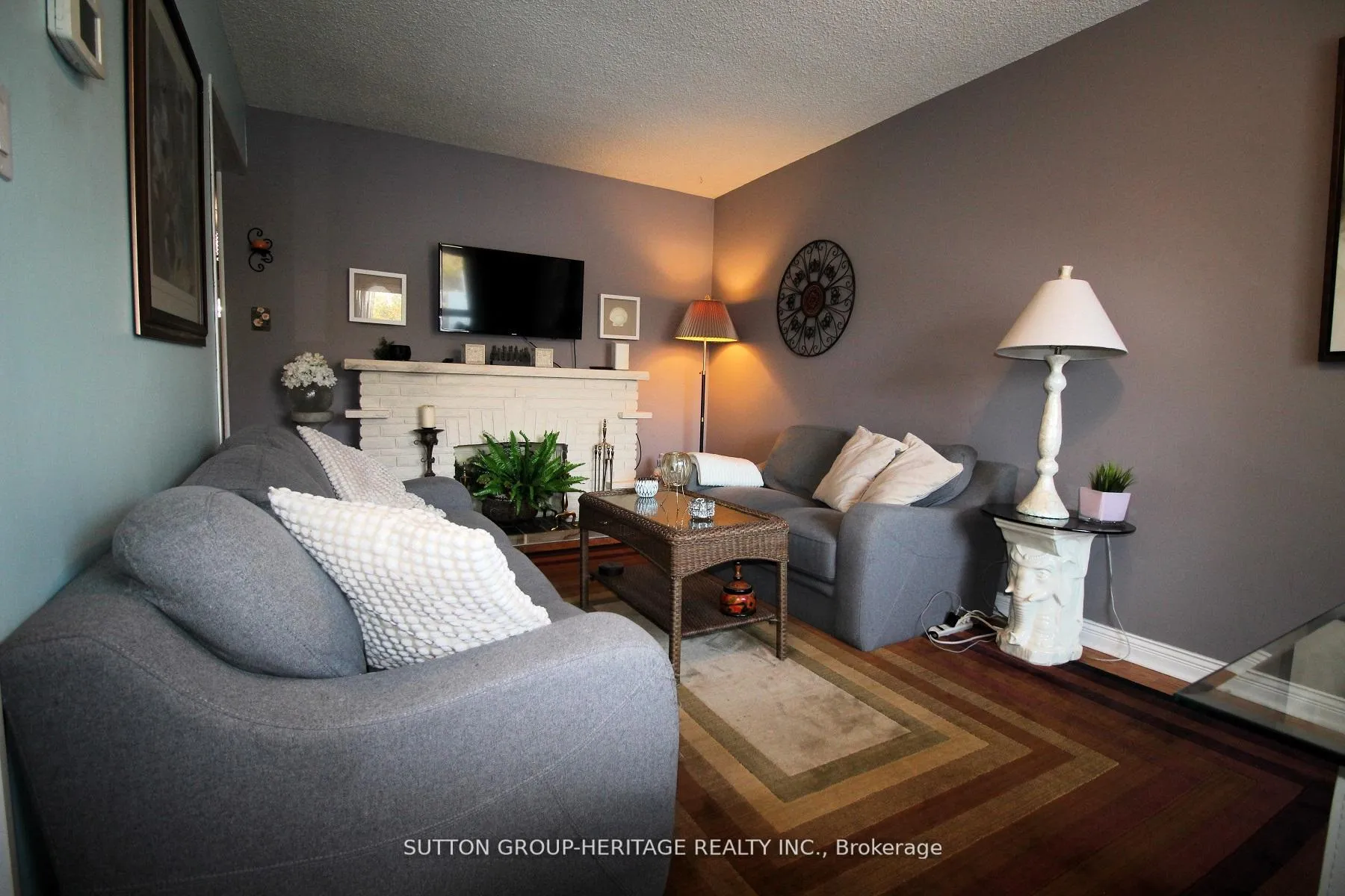 Photo 4 of 56 Parker Crescent, Ajax, South East — HOMEH