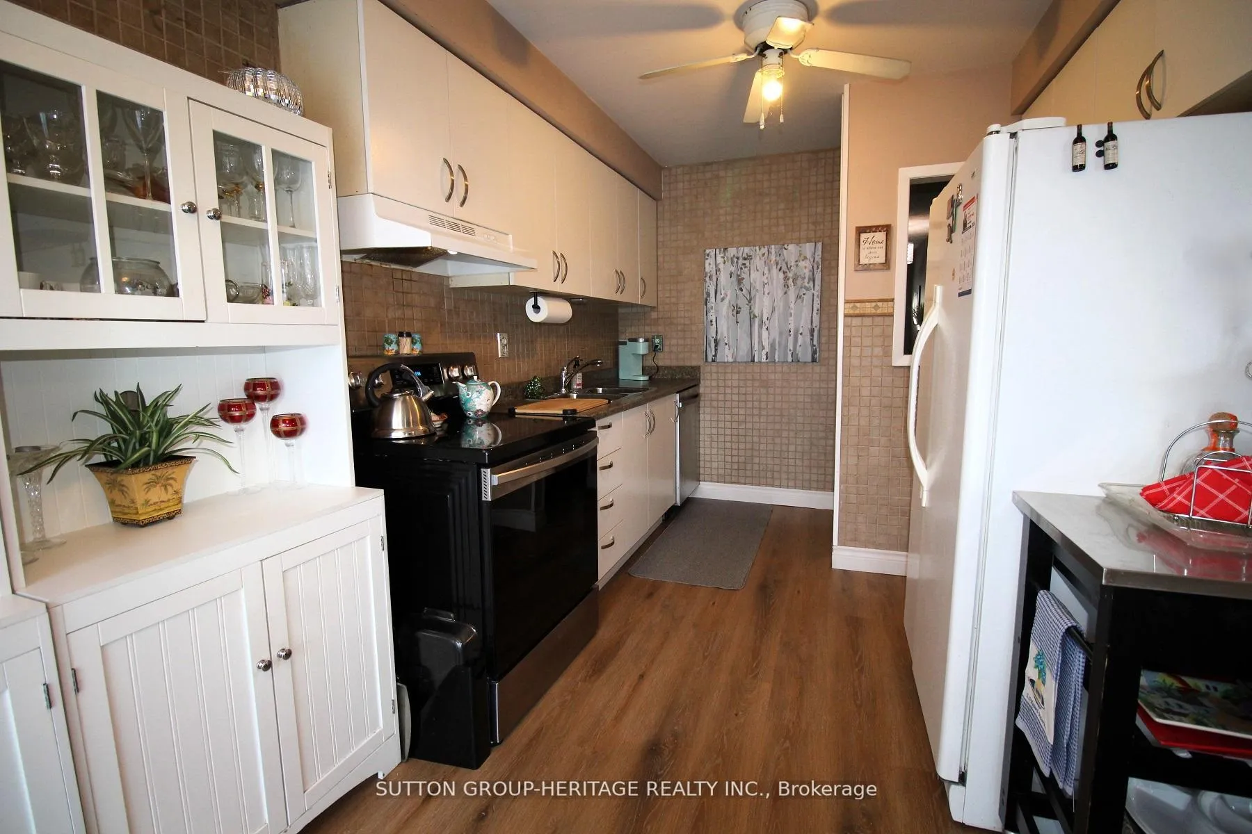 Photo 6 of 56 Parker Crescent, Ajax, South East — HOMEH