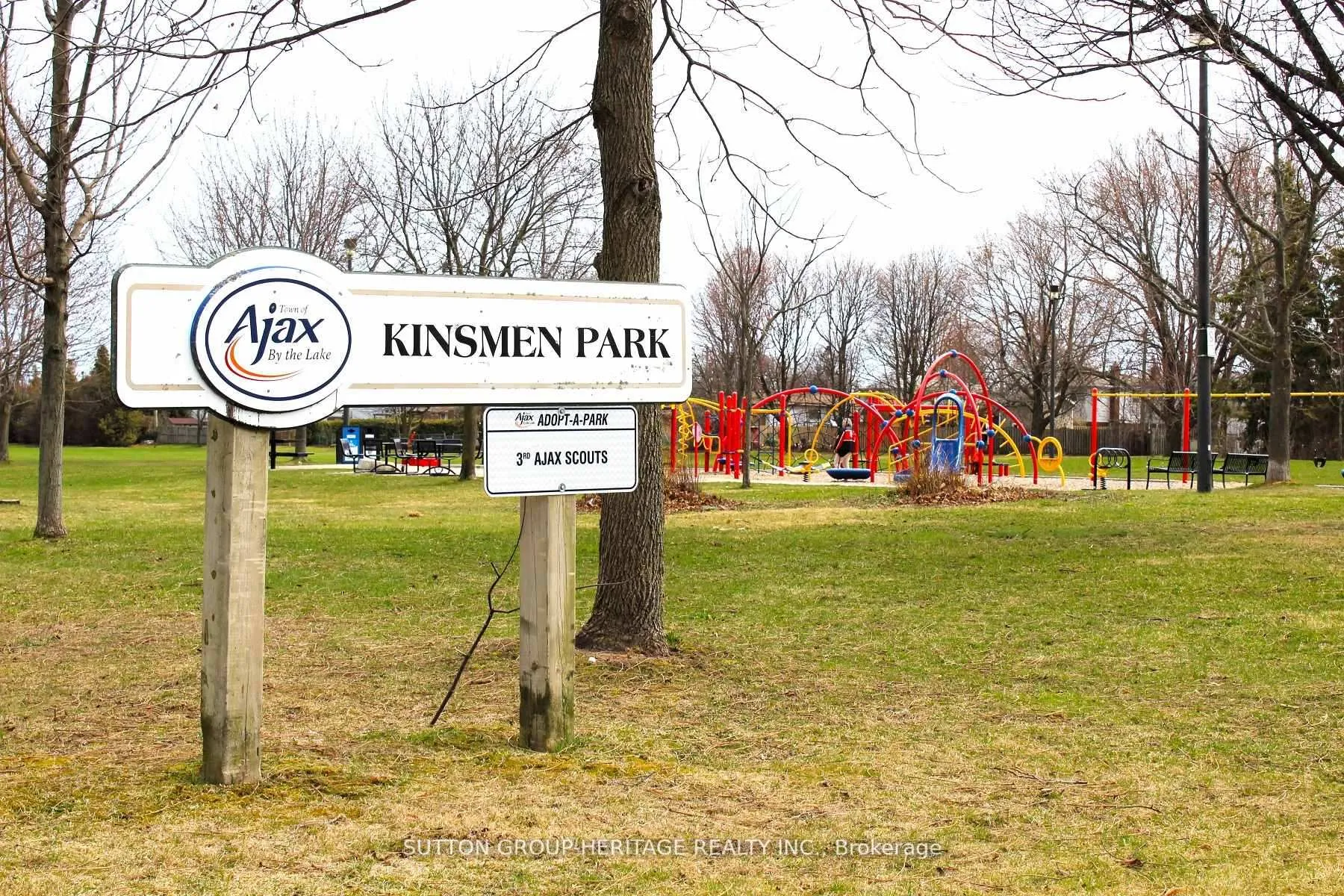 Photo 19 of 56 Parker Crescent, Ajax, South East — HOMEH