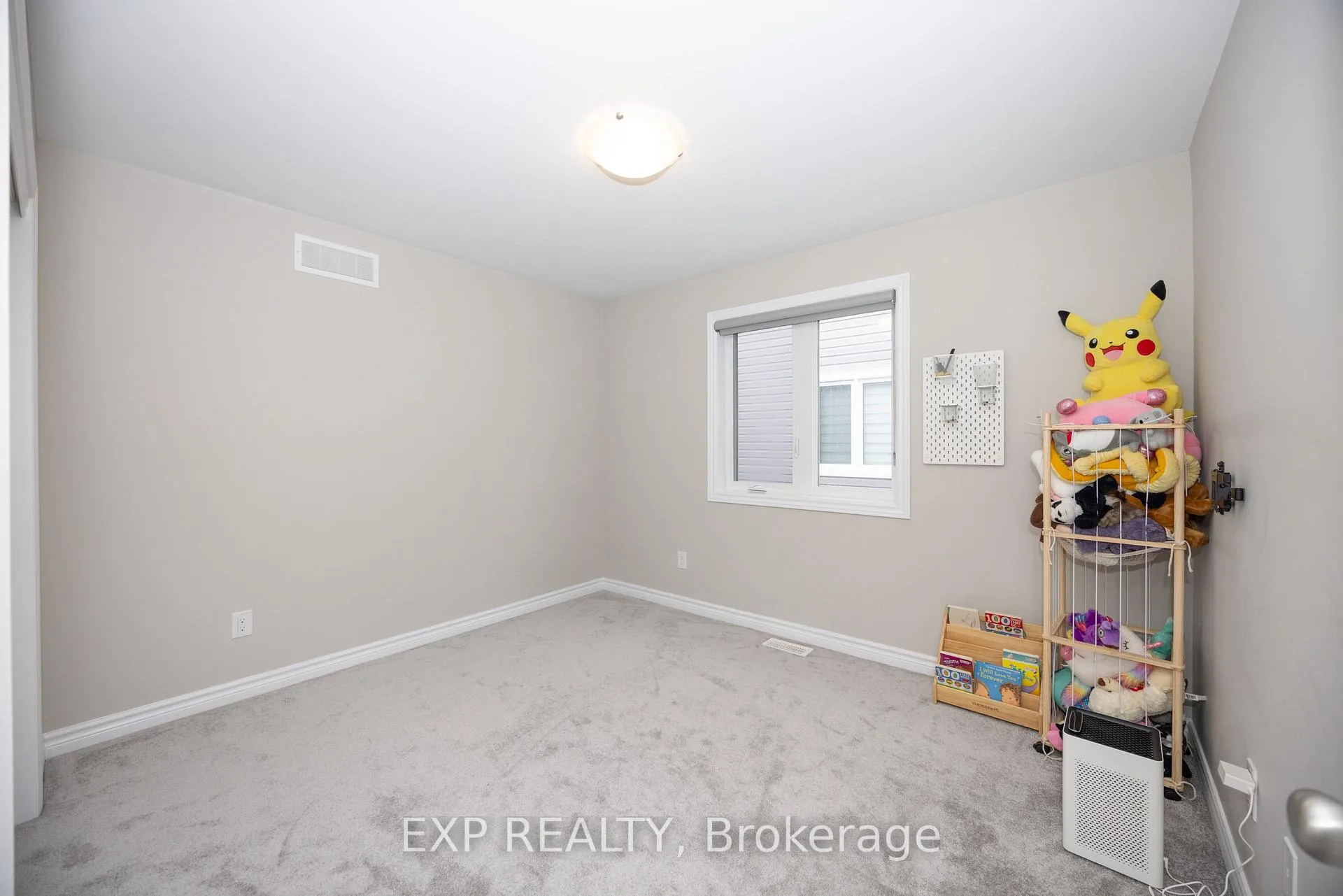Photo 3 of 116 Helen Rapp Way, Ottawa, Blossom Park/Kemp Park/Findlay Creek — HOMEH