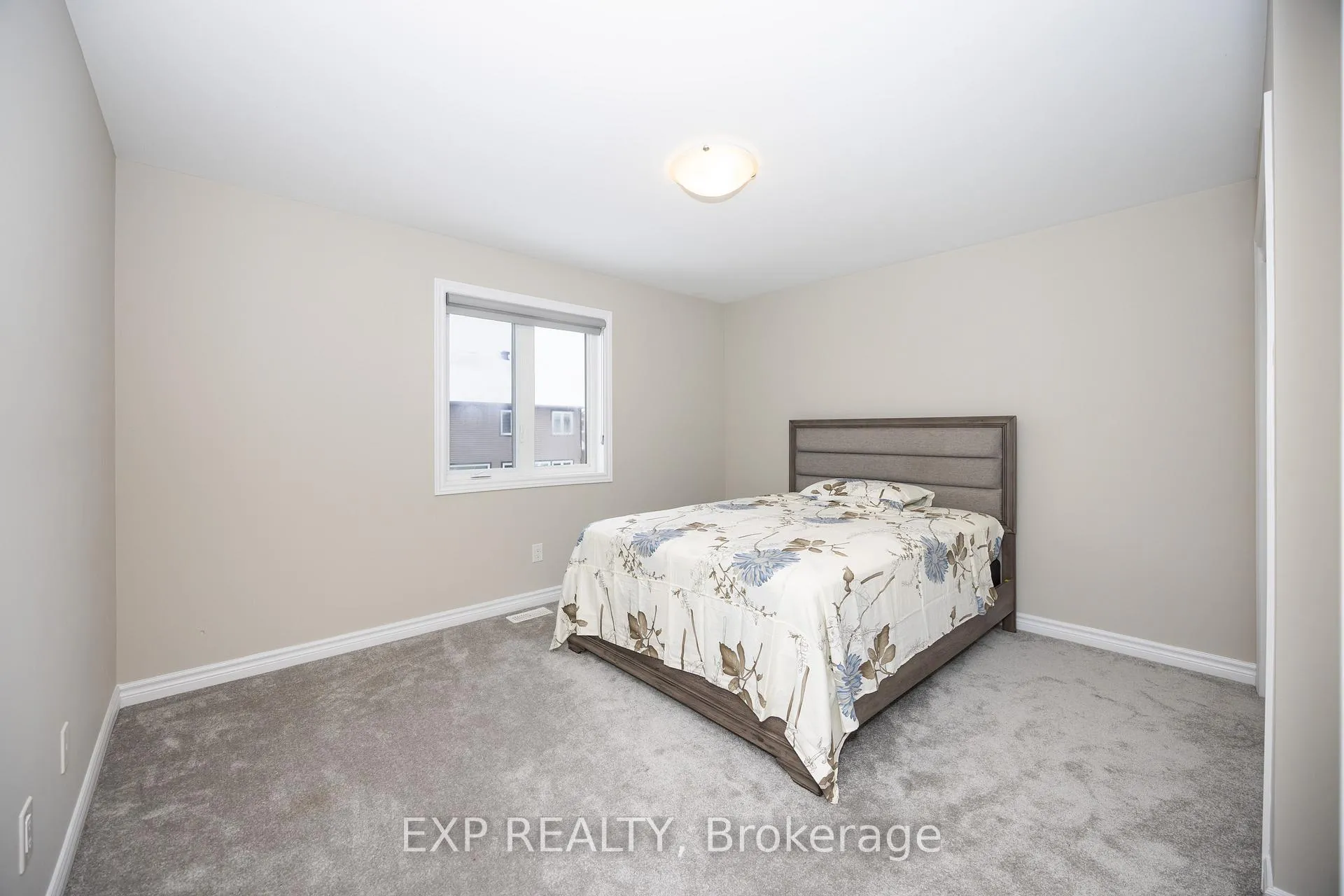 Photo 4 of 116 Helen Rapp Way, Ottawa, Blossom Park/Kemp Park/Findlay Creek — HOMEH