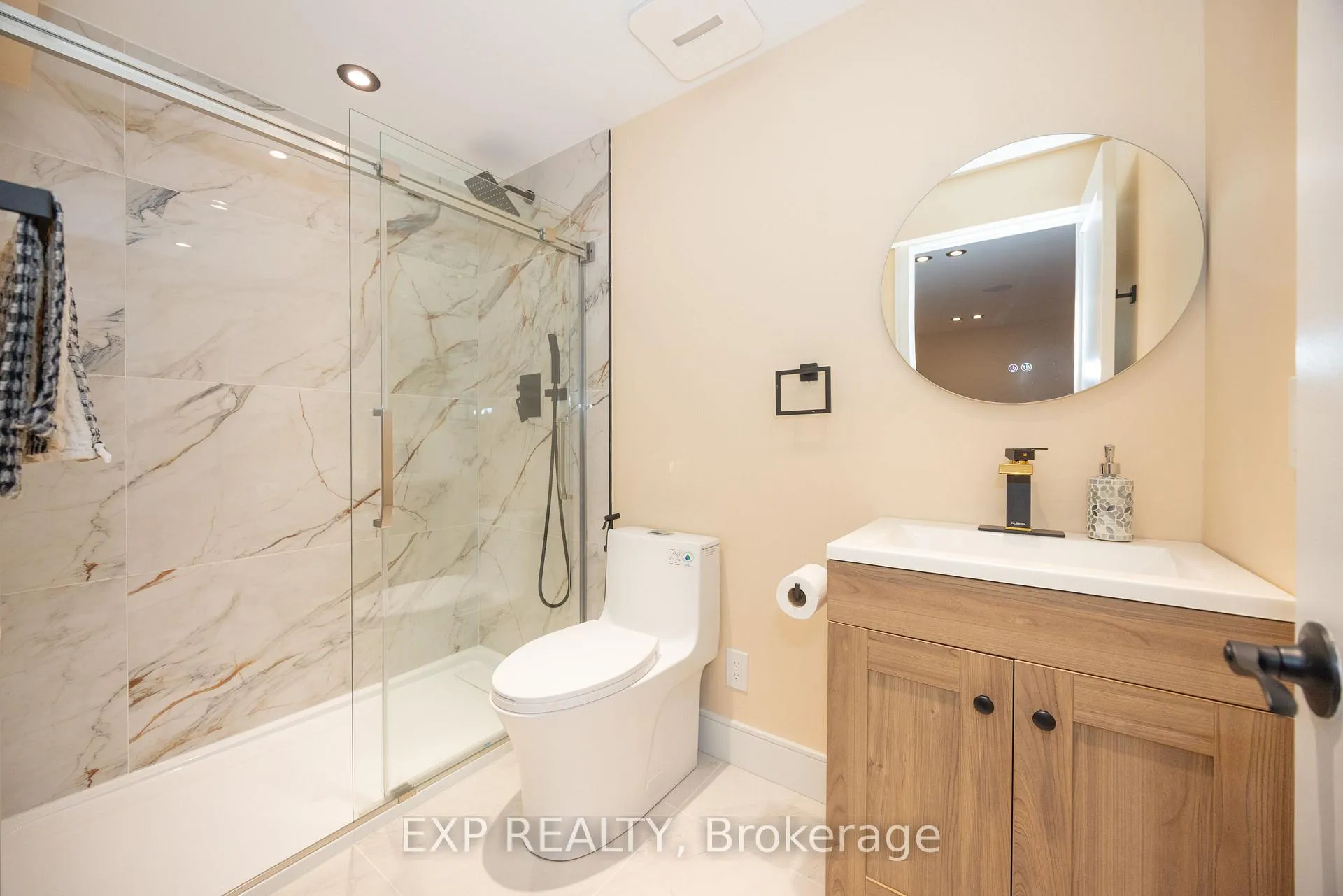 Photo 15 of 116 Helen Rapp Way, Ottawa, Blossom Park/Kemp Park/Findlay Creek — HOMEH