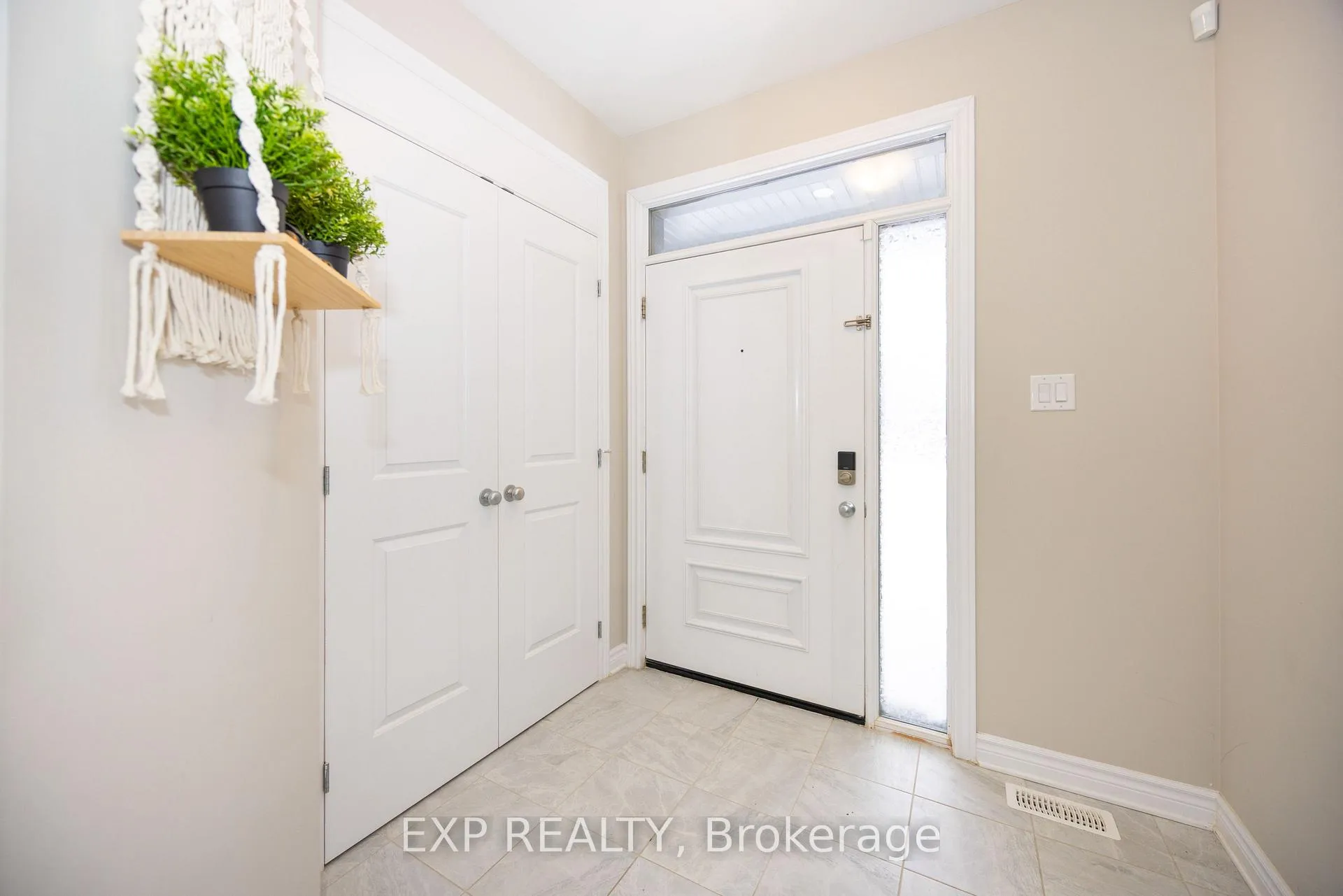 Photo 16 of 116 Helen Rapp Way, Ottawa, Blossom Park/Kemp Park/Findlay Creek — HOMEH
